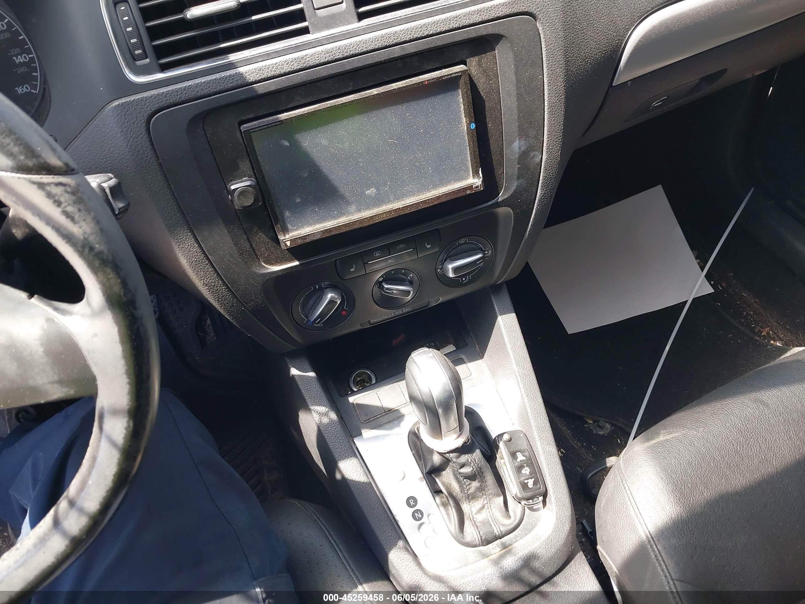 2011 Volkswagen Jetta 2.0l Tdi Серый vin: 3VWLL7AJ6BM019833