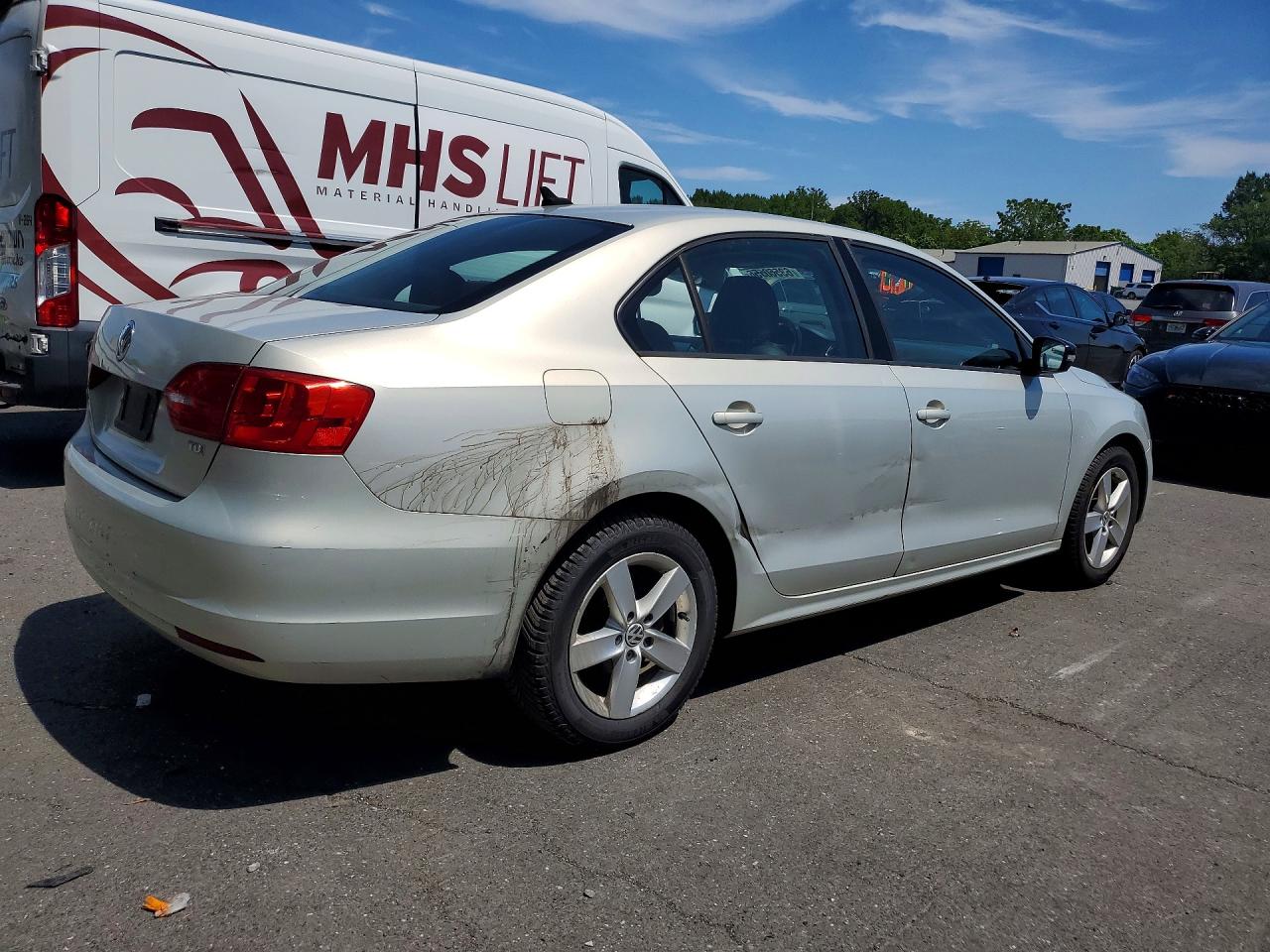 2011 Volkswagen Jetta Tdi Silver vin: 3VWLL7AJ6BM091034