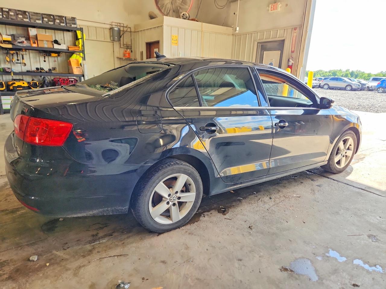 2011 Volkswagen Jetta Tdi Черный vin: 3VWLL7AJ6BM093317