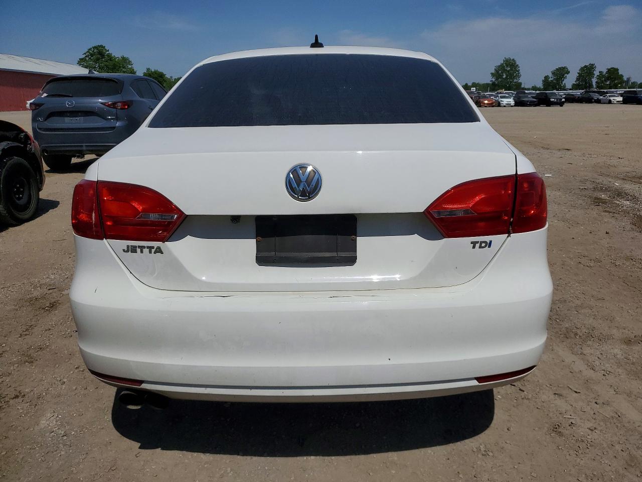 2012 Volkswagen Jetta Tdi White vin: 3VWLL7AJ6CM320636