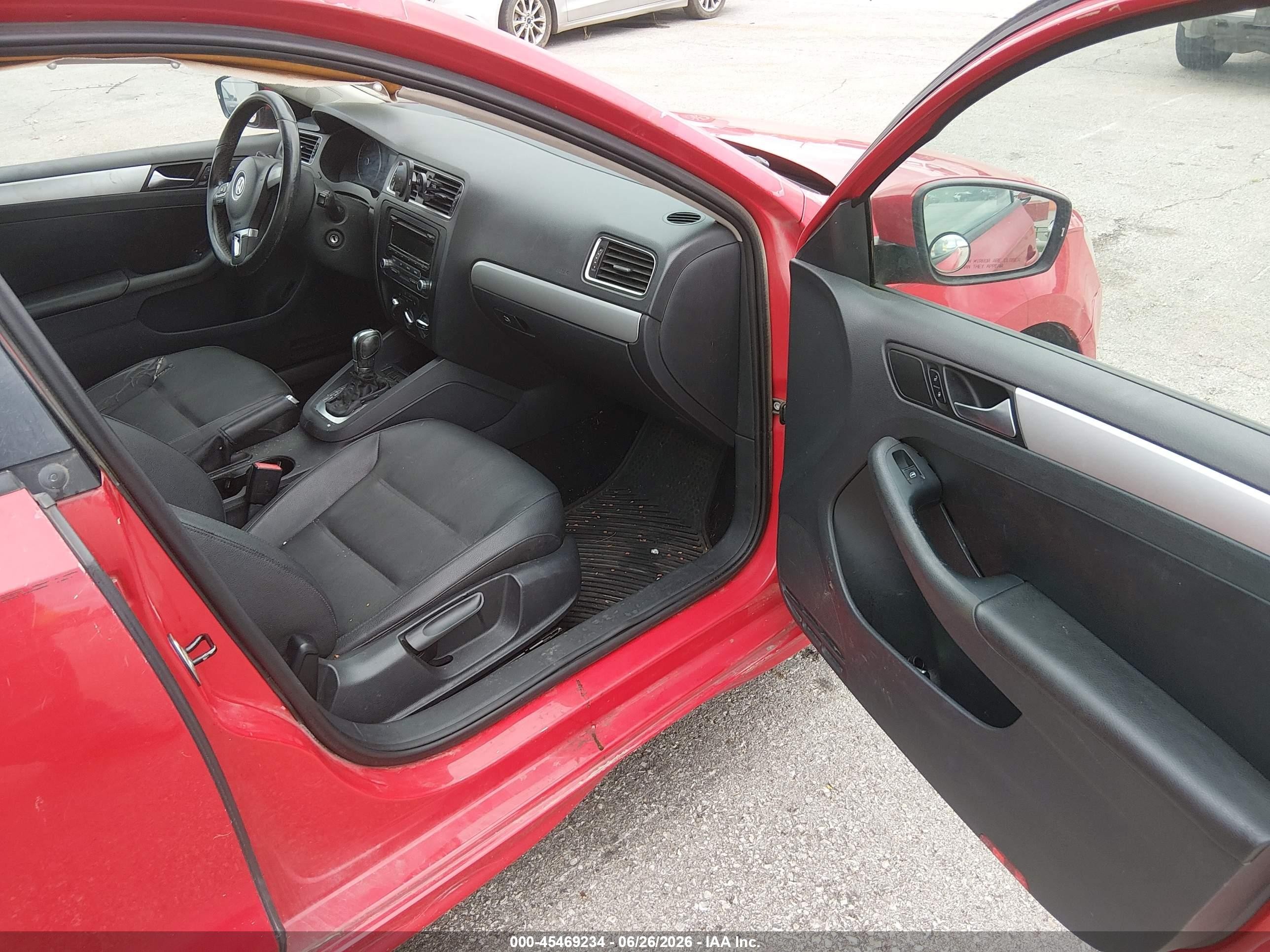 2012 Volkswagen Jetta 2.0l Tdi Red vin: 3VWLL7AJ6CM323925
