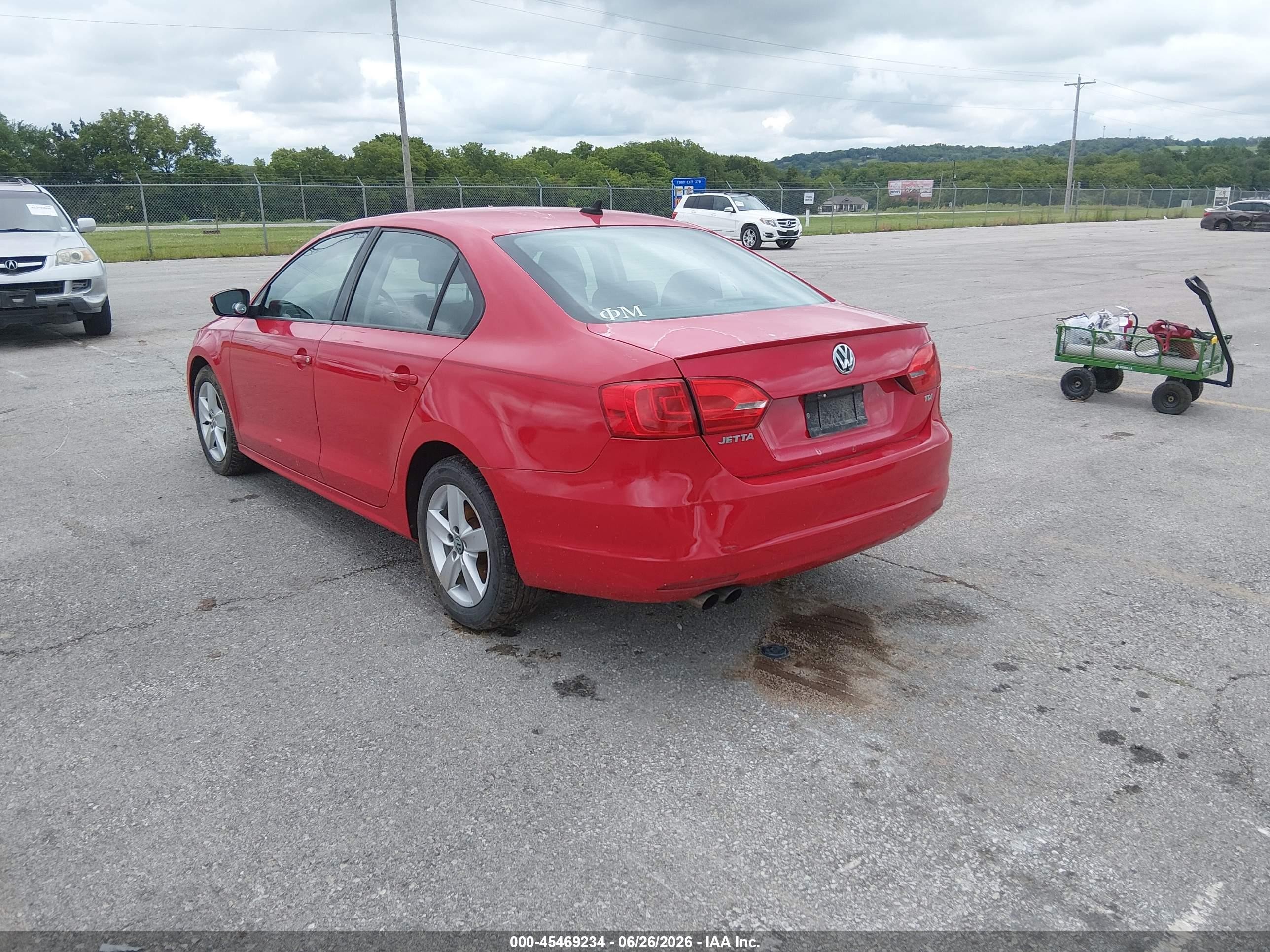 2012 Volkswagen Jetta 2.0l Tdi Red vin: 3VWLL7AJ6CM323925