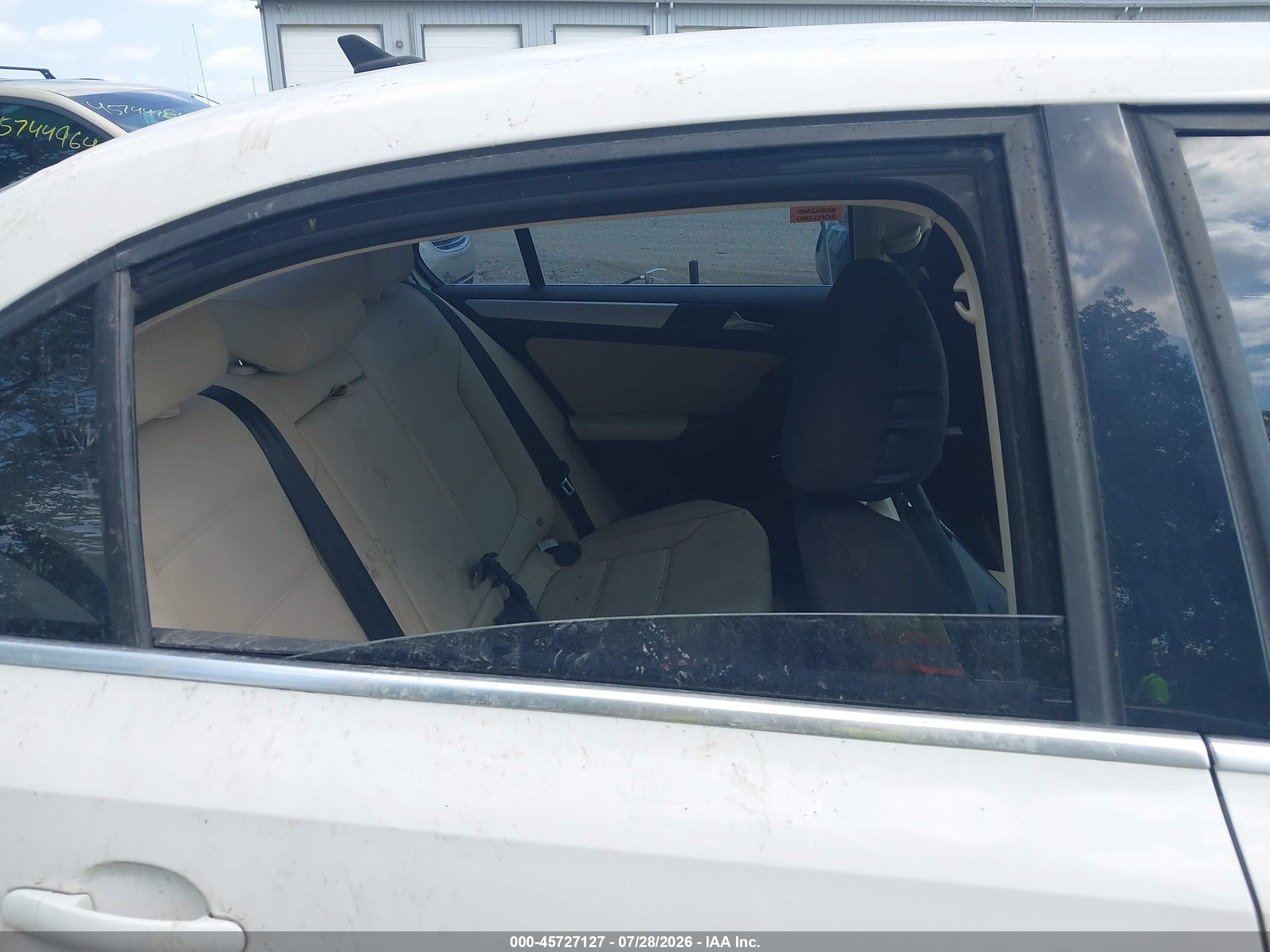 2012 Volkswagen Jetta 2.0l Tdi White vin: 3VWLL7AJ6CM363633