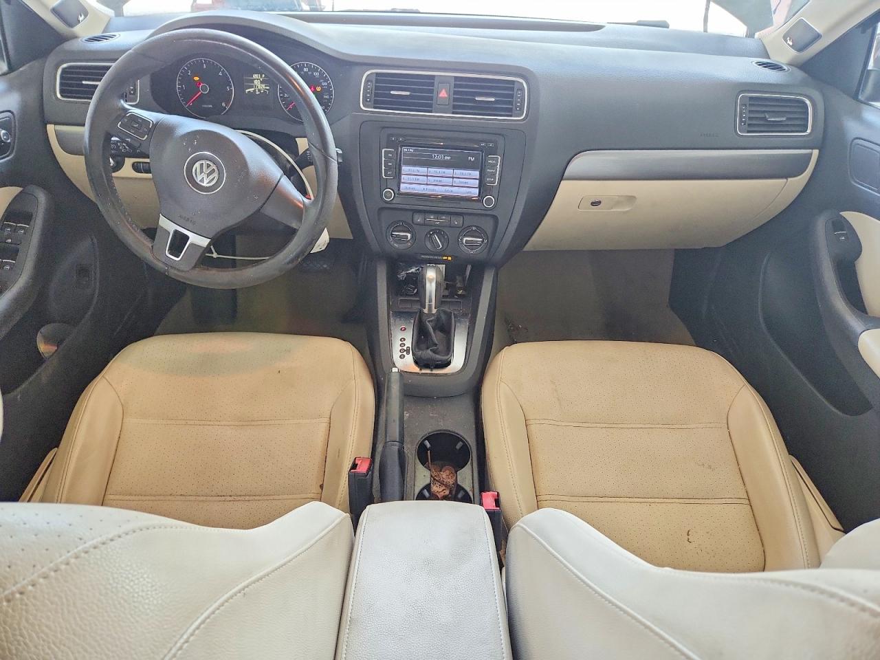 2013 Volkswagen Jetta Tdi Brown vin: 3VWLL7AJ6DM372320