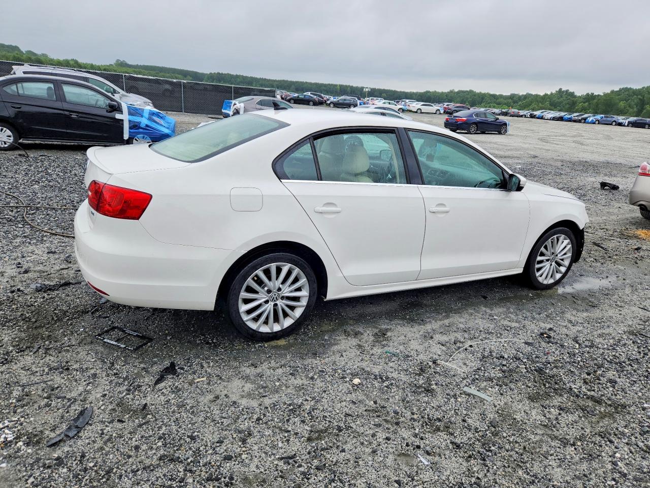 2013 Volkswagen Jetta Tdi White vin: 3VWLL7AJ6DM390784