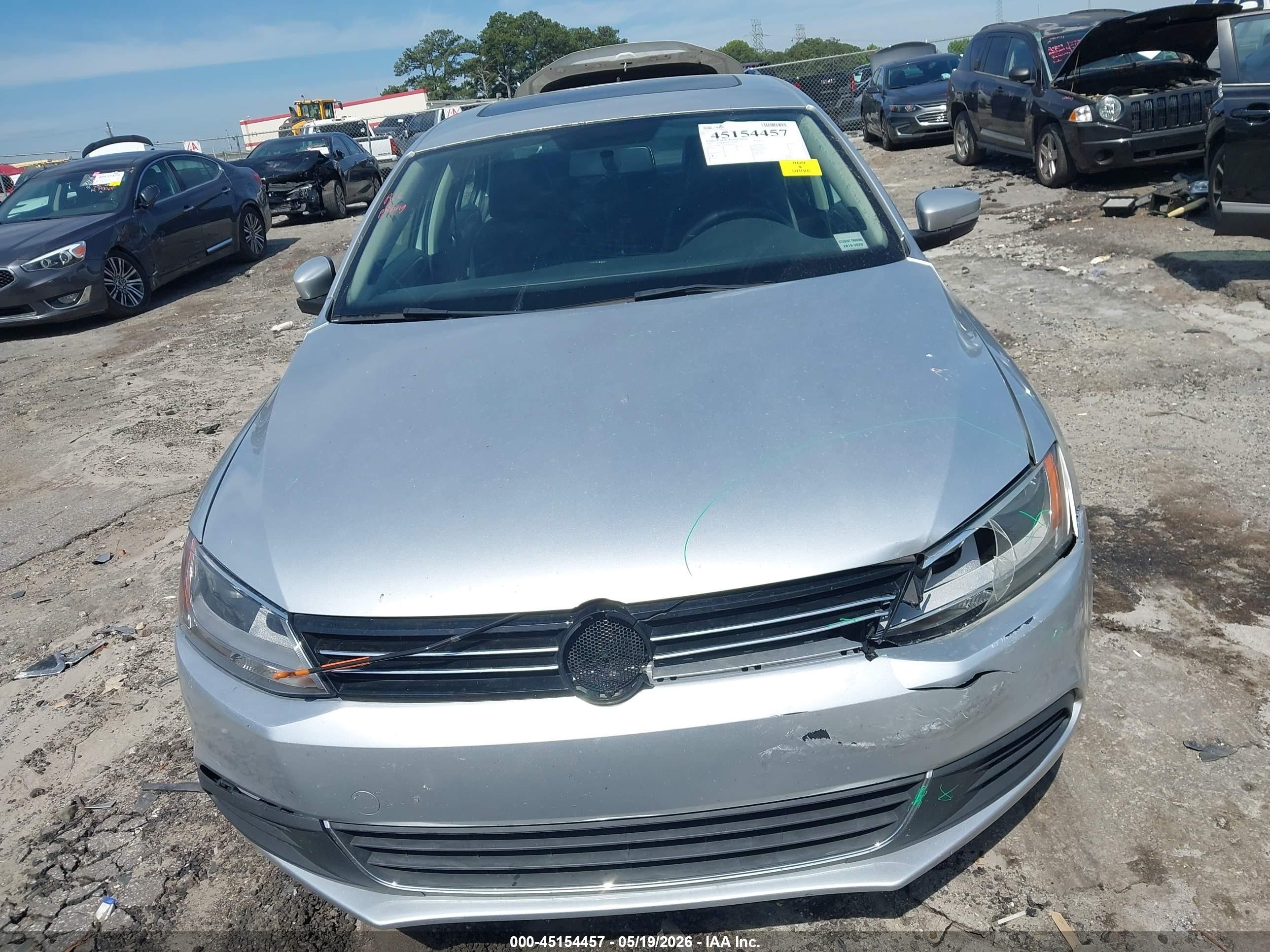 2013 Volkswagen Jetta 2.0l Tdi Серебряный vin: 3VWLL7AJ6DM394401