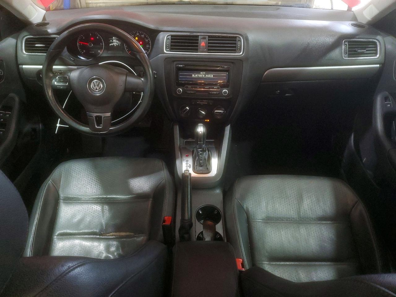 2013 Volkswagen Jetta Tdi Red vin: 3VWLL7AJ6DM430717