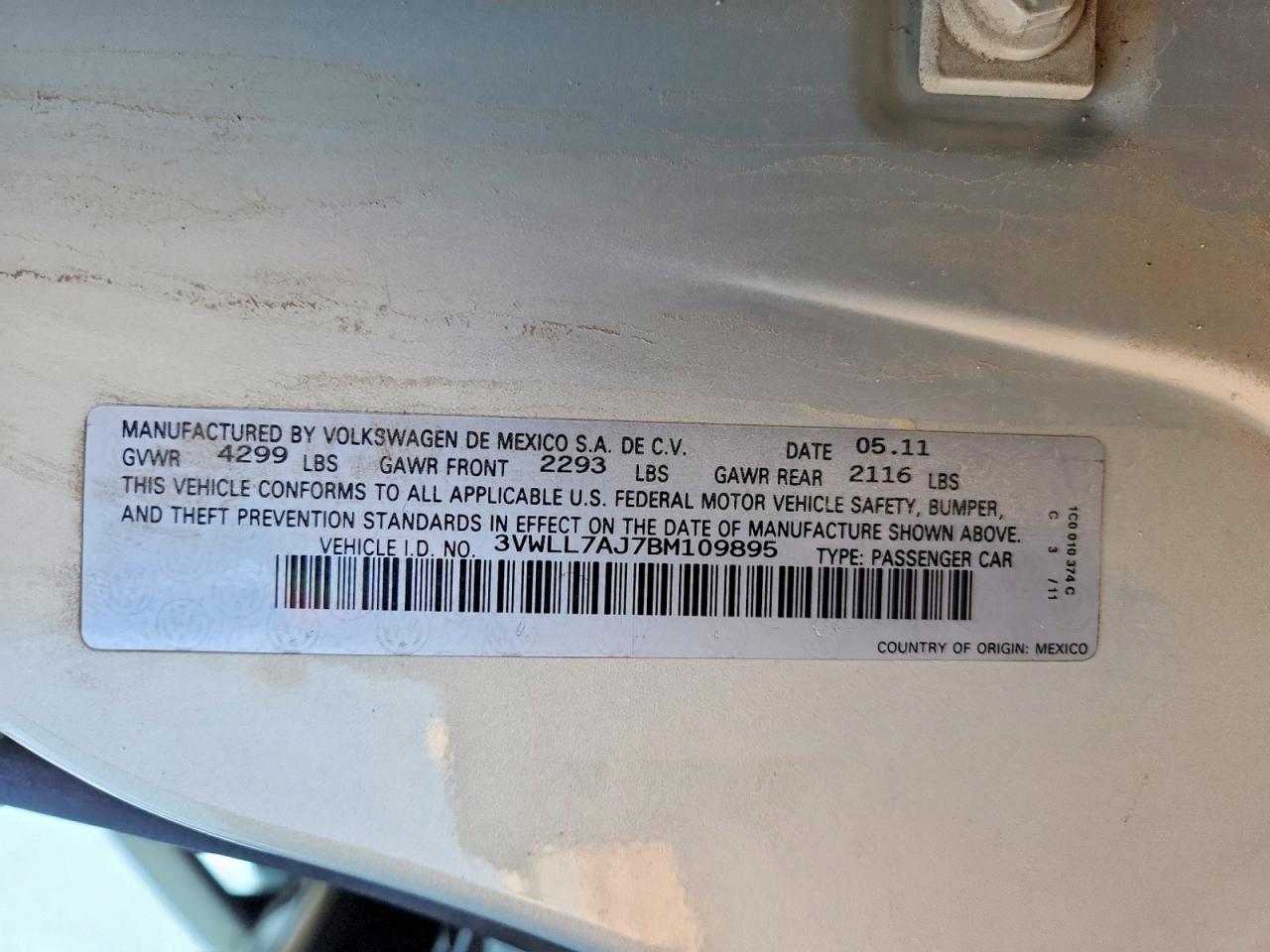 2011 Volkswagen Jetta Tdi Tan vin: 3VWLL7AJ7BM109895