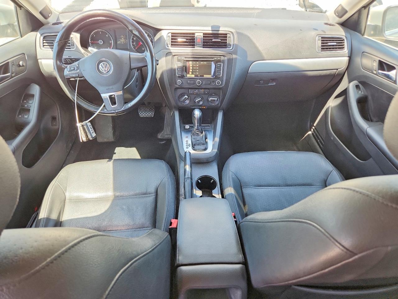 2012 Volkswagen Jetta Tdi Silver vin: 3VWLL7AJ7CM015839
