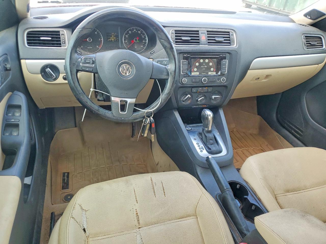 2012 Volkswagen Jetta Tdi Red vin: 3VWLL7AJ7CM377637