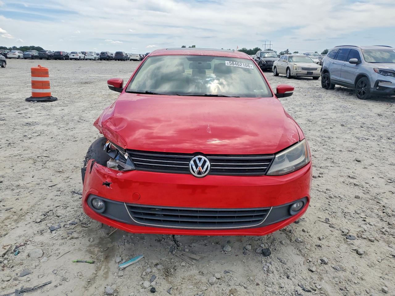 2012 Volkswagen Jetta Tdi Red vin: 3VWLL7AJ7CM377637