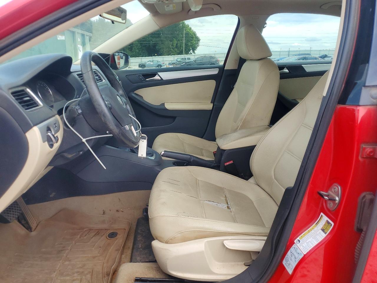2012 Volkswagen Jetta Tdi Red vin: 3VWLL7AJ7CM377637