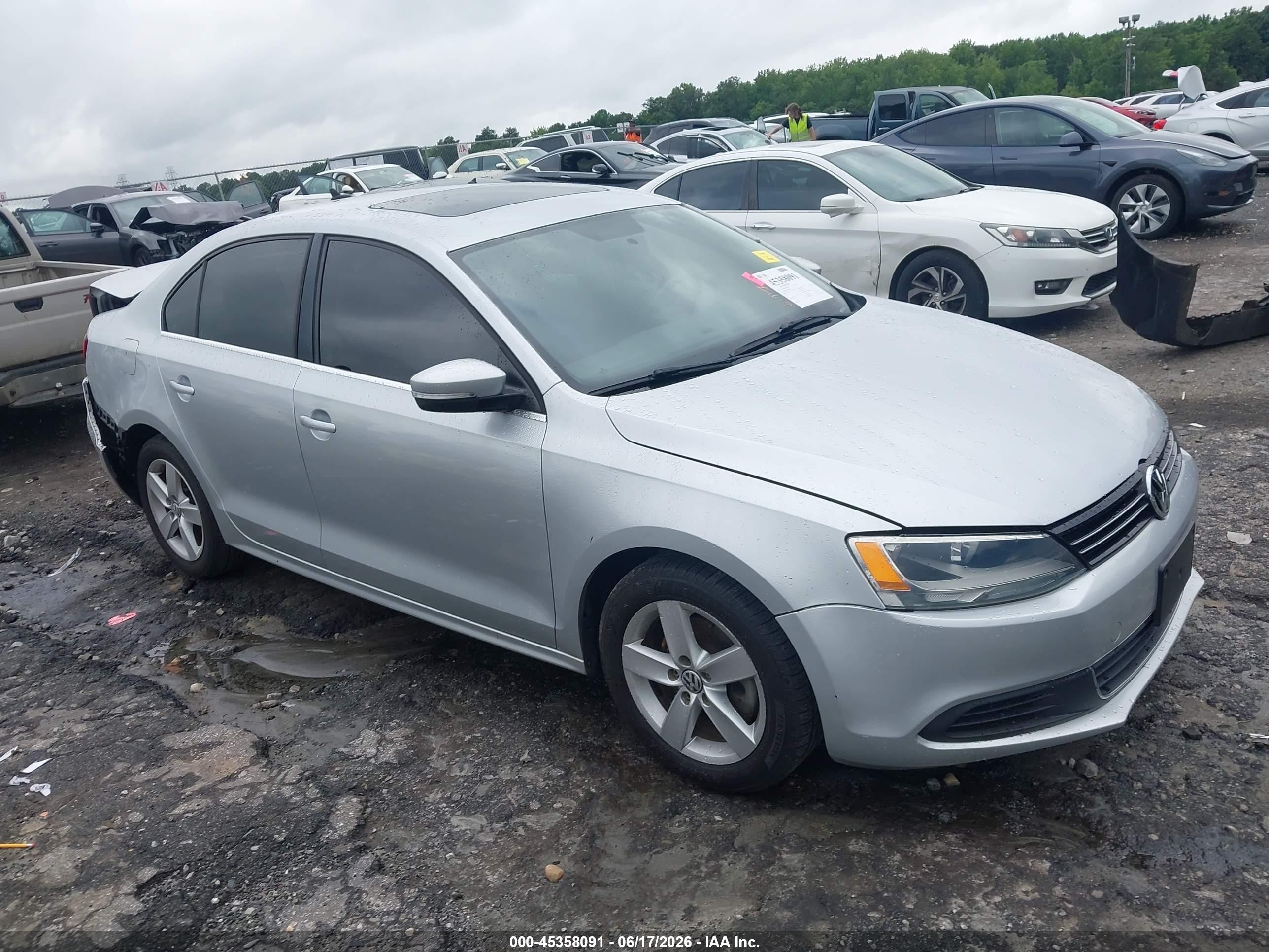 3VWLL7AJ7DM416048