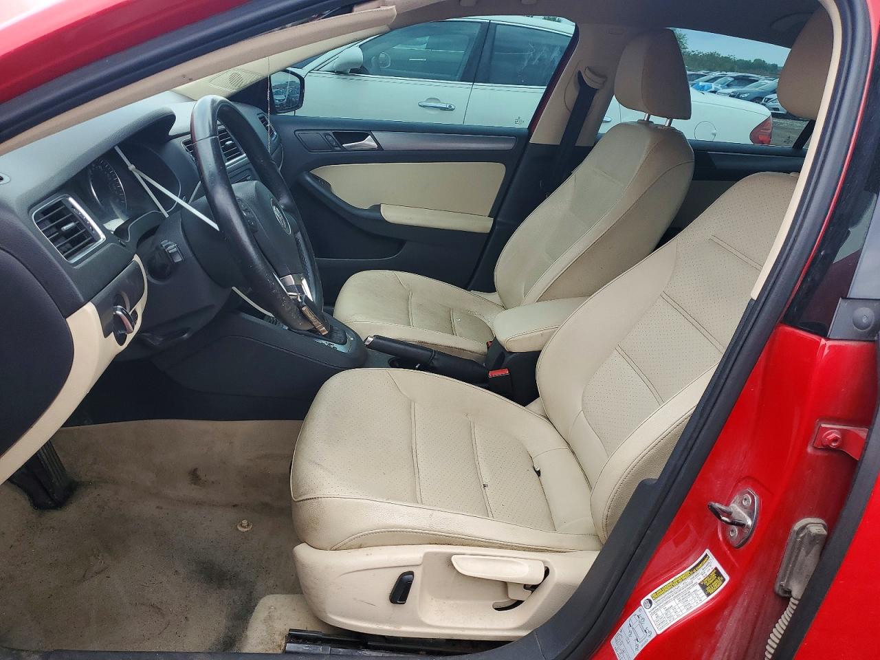 2014 Volkswagen Jetta Tdi Red vin: 3VWLL7AJ7EM275497