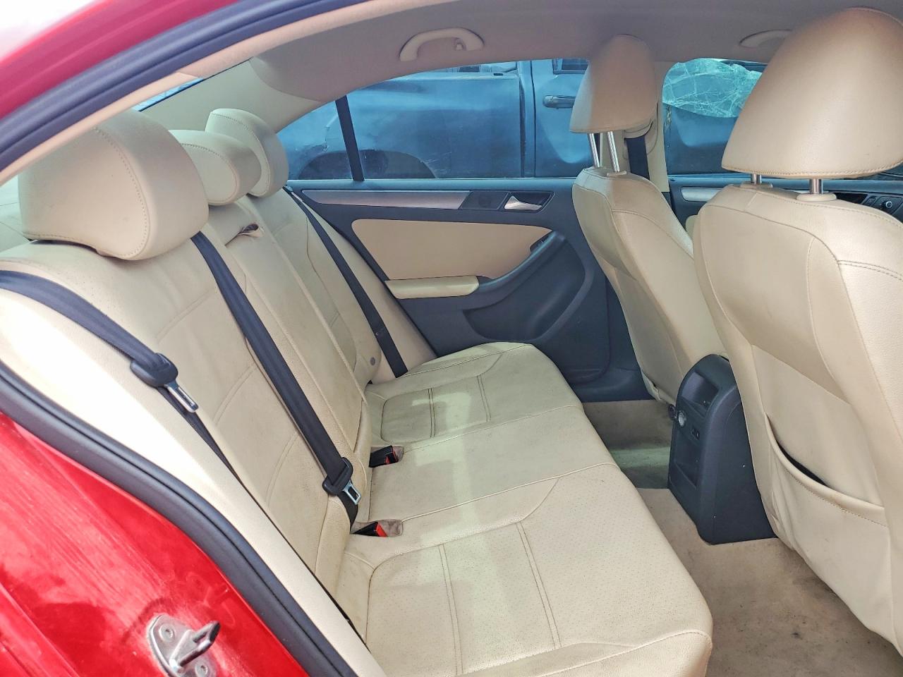 2014 Volkswagen Jetta Tdi Red vin: 3VWLL7AJ7EM275497
