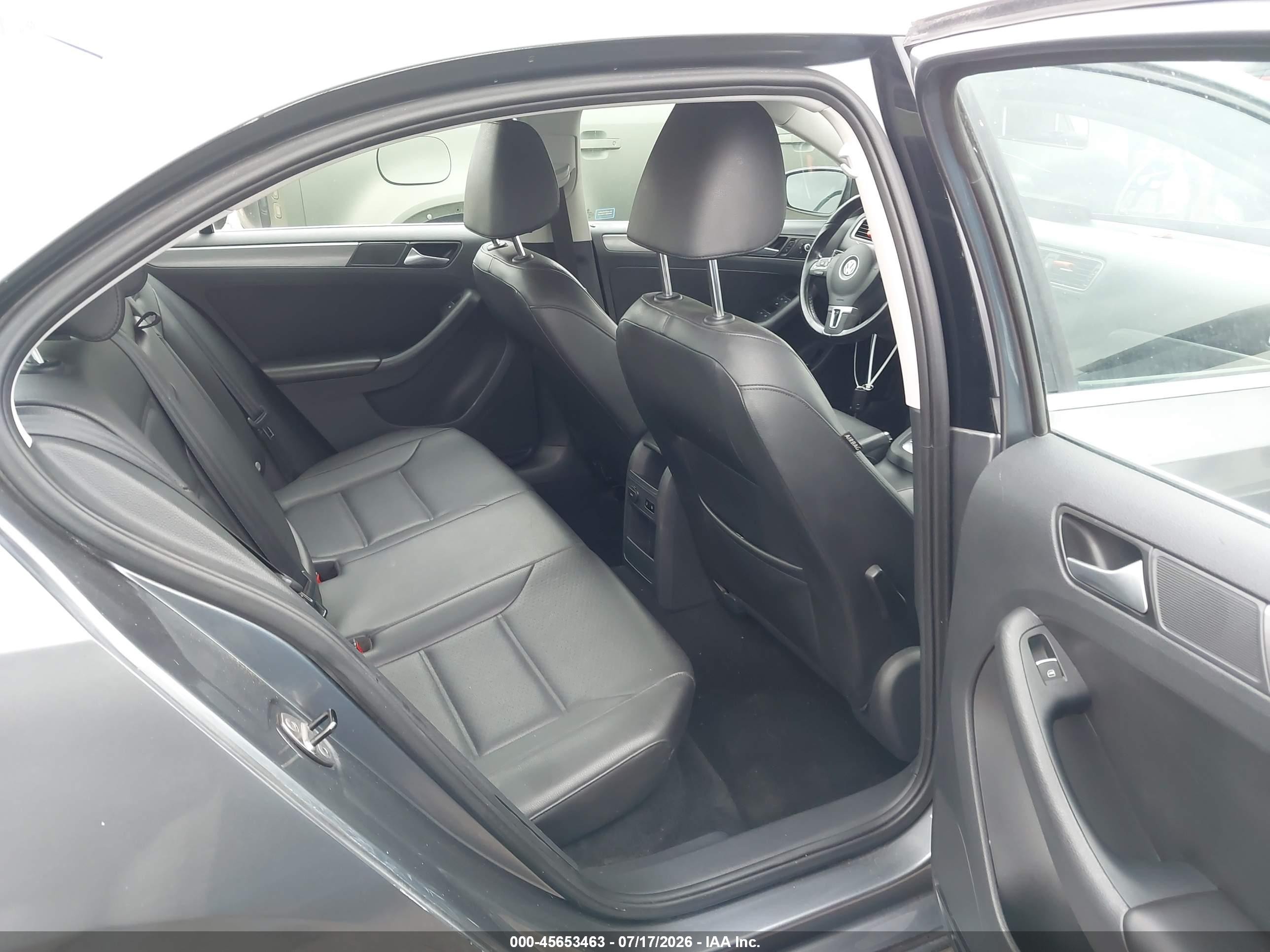 2014 Volkswagen Jetta 2.0l Tdi Gray vin: 3VWLL7AJ7EM323287