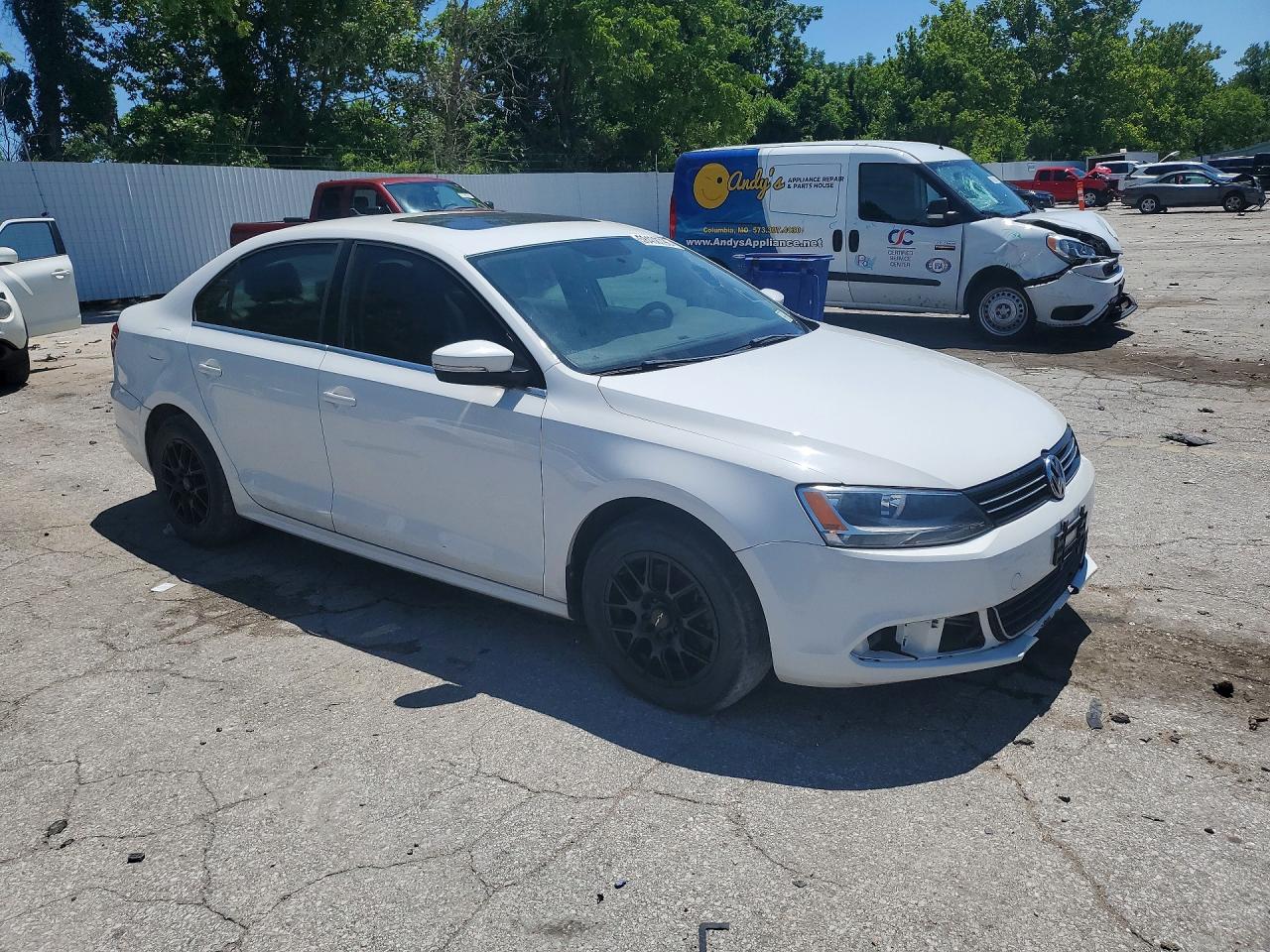 2014 Volkswagen Jetta Tdi Белый vin: 3VWLL7AJ7EM355267