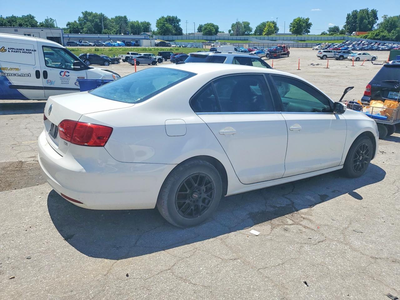 2014 Volkswagen Jetta Tdi Белый vin: 3VWLL7AJ7EM355267