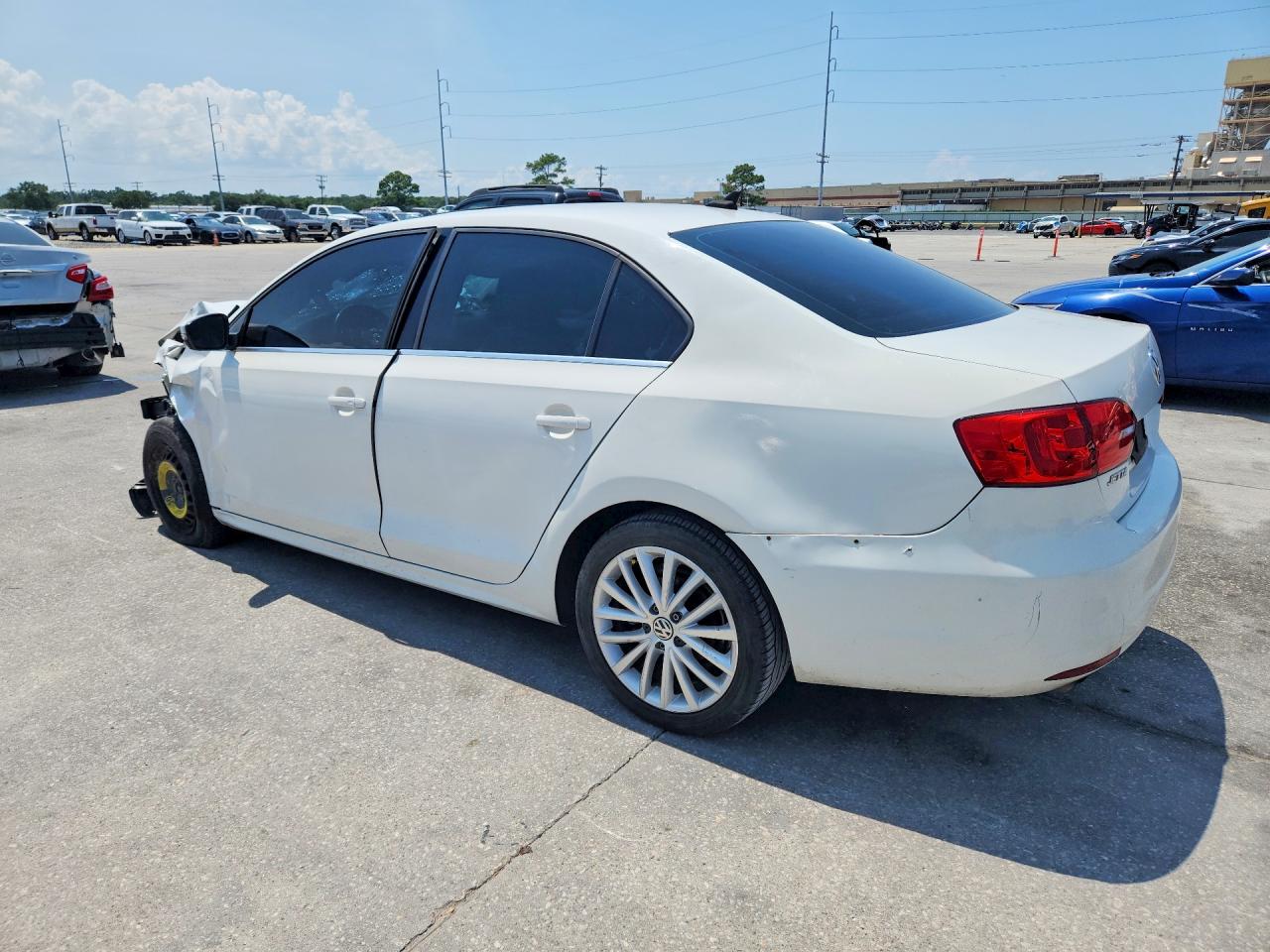 2014 Volkswagen Jetta White vin: 3VWLL7AJ7EM359951