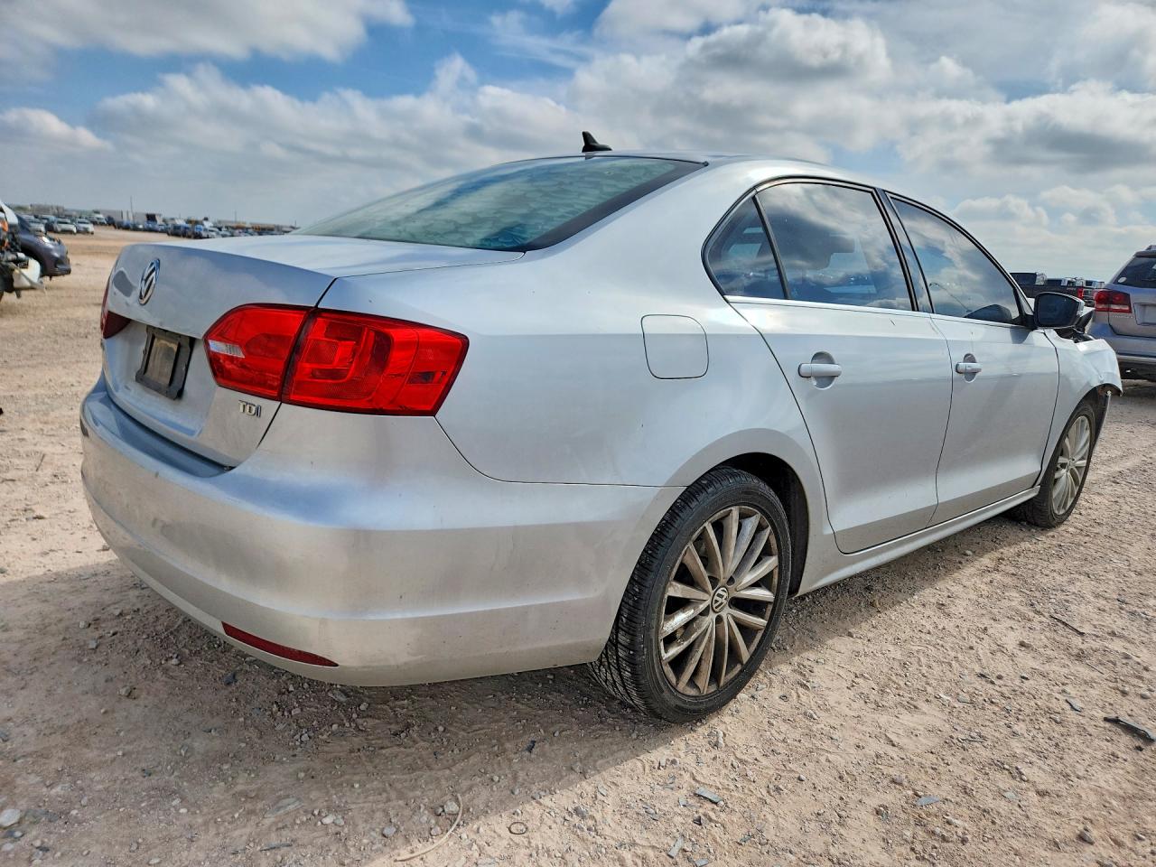 2014 Volkswagen Jetta Tdi Silver vin: 3VWLL7AJ7EM361263