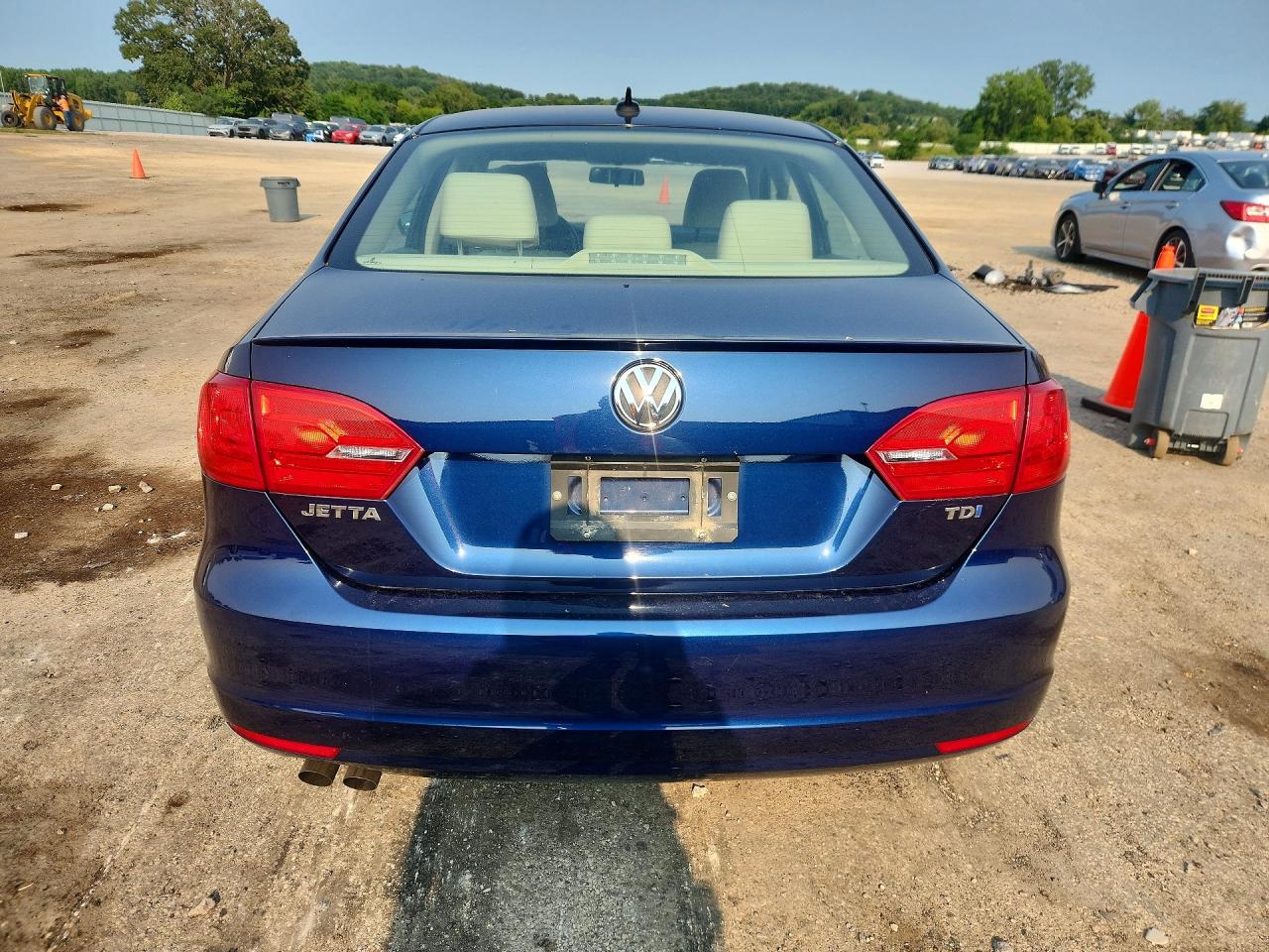 2014 Volkswagen Jetta Tdi Blue vin: 3VWLL7AJ7EM443493
