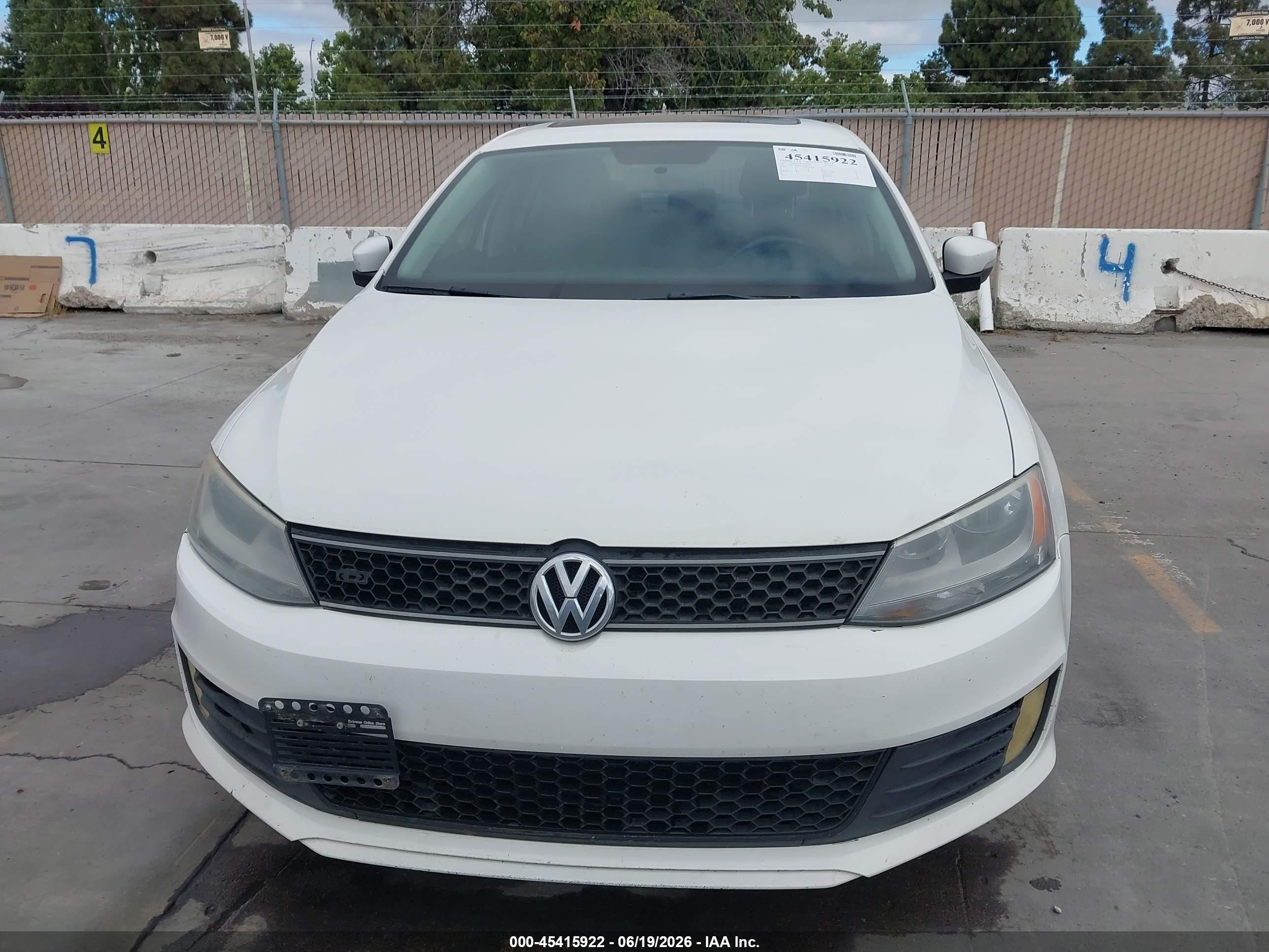 2011 Volkswagen Jetta 2.0l Tdi White vin: 3VWLL7AJ8BM127306