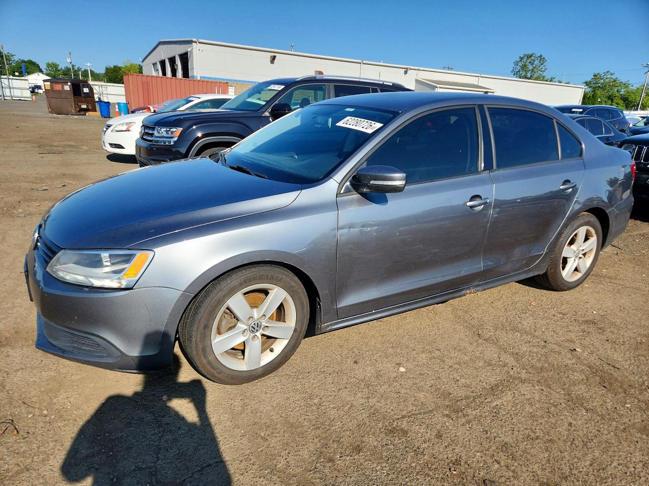3VWLL7AJ8CM093997