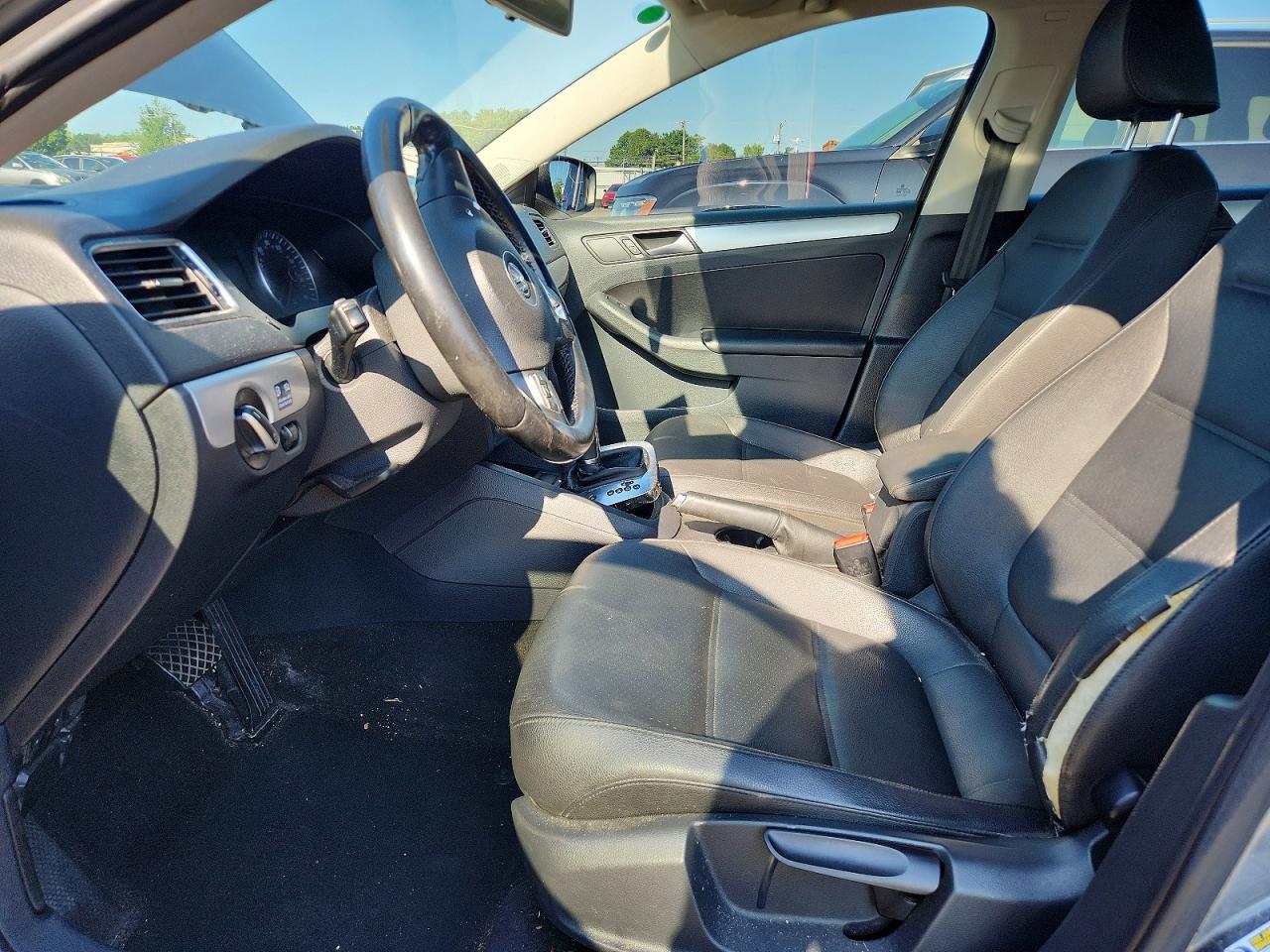 2012 Volkswagen Jetta Tdi Gray vin: 3VWLL7AJ8CM093997