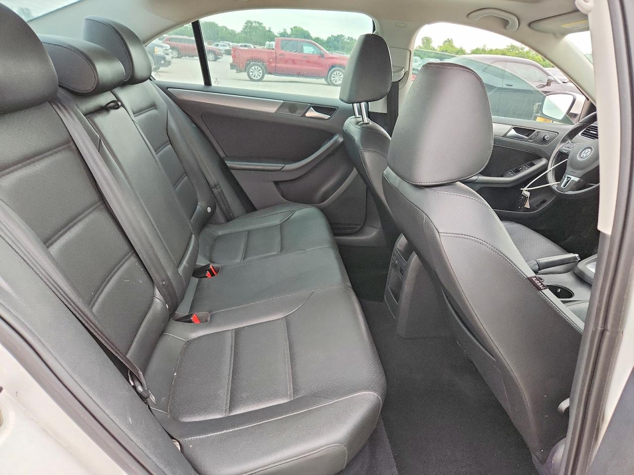 2013 Volkswagen Jetta Tdi White vin: 3VWLL7AJ8DM275877