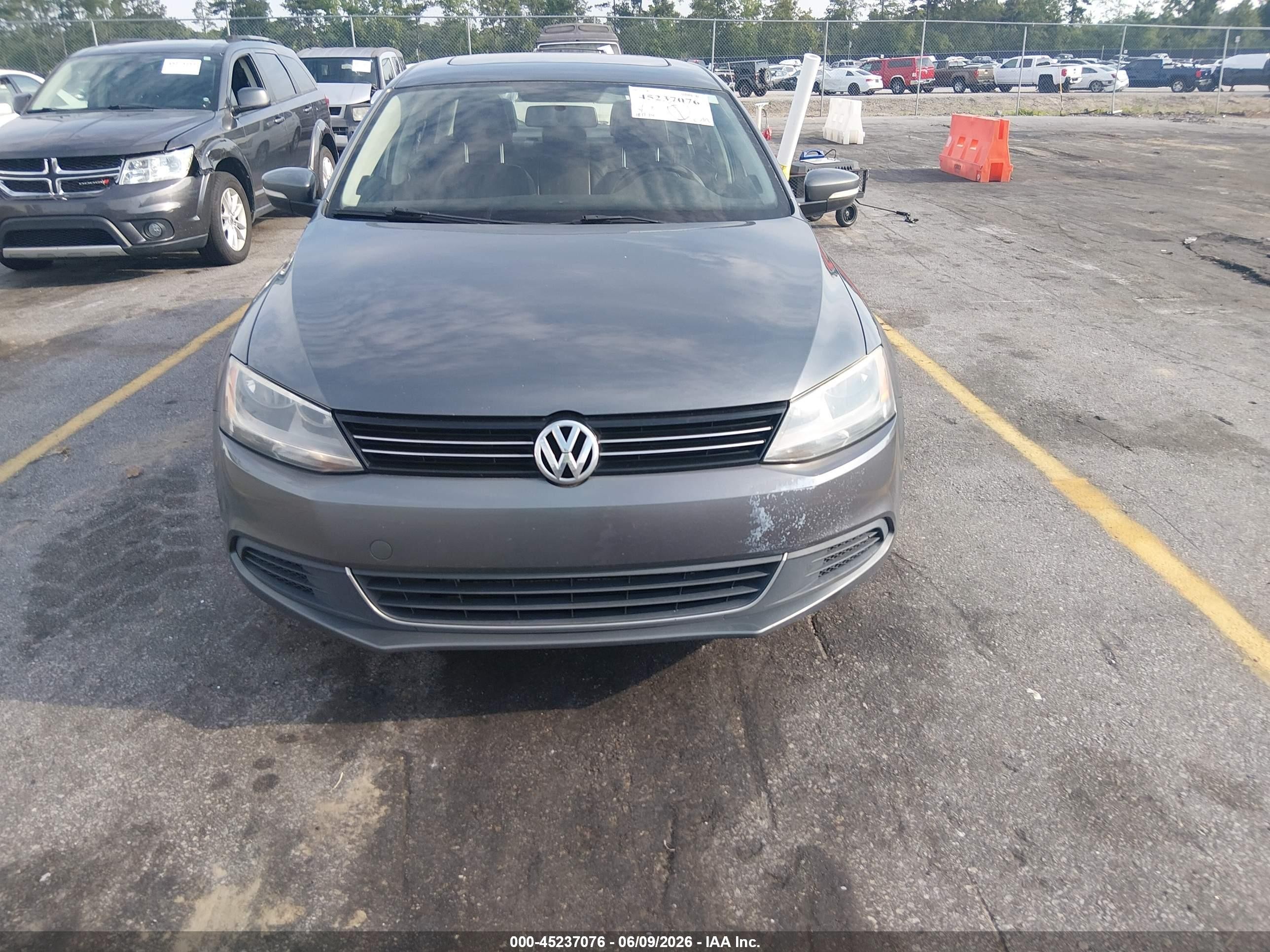 2013 Volkswagen Jetta 2.0l Tdi Серый vin: 3VWLL7AJ8DM277113