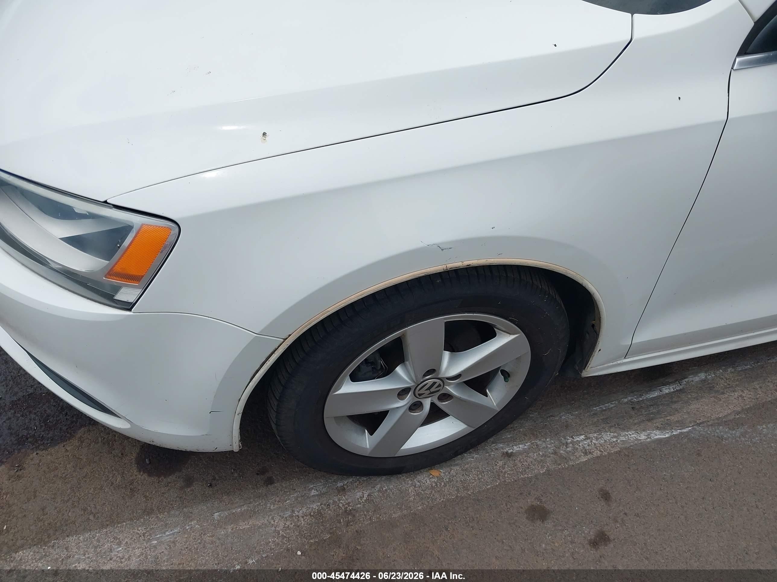 2013 Volkswagen Jetta 2.0l Tdi White vin: 3VWLL7AJ8DM394710