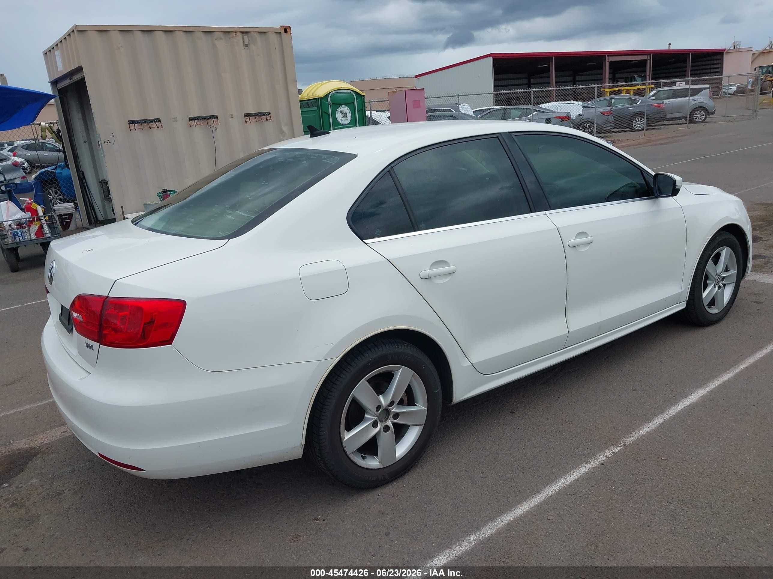 2013 Volkswagen Jetta 2.0l Tdi White vin: 3VWLL7AJ8DM394710