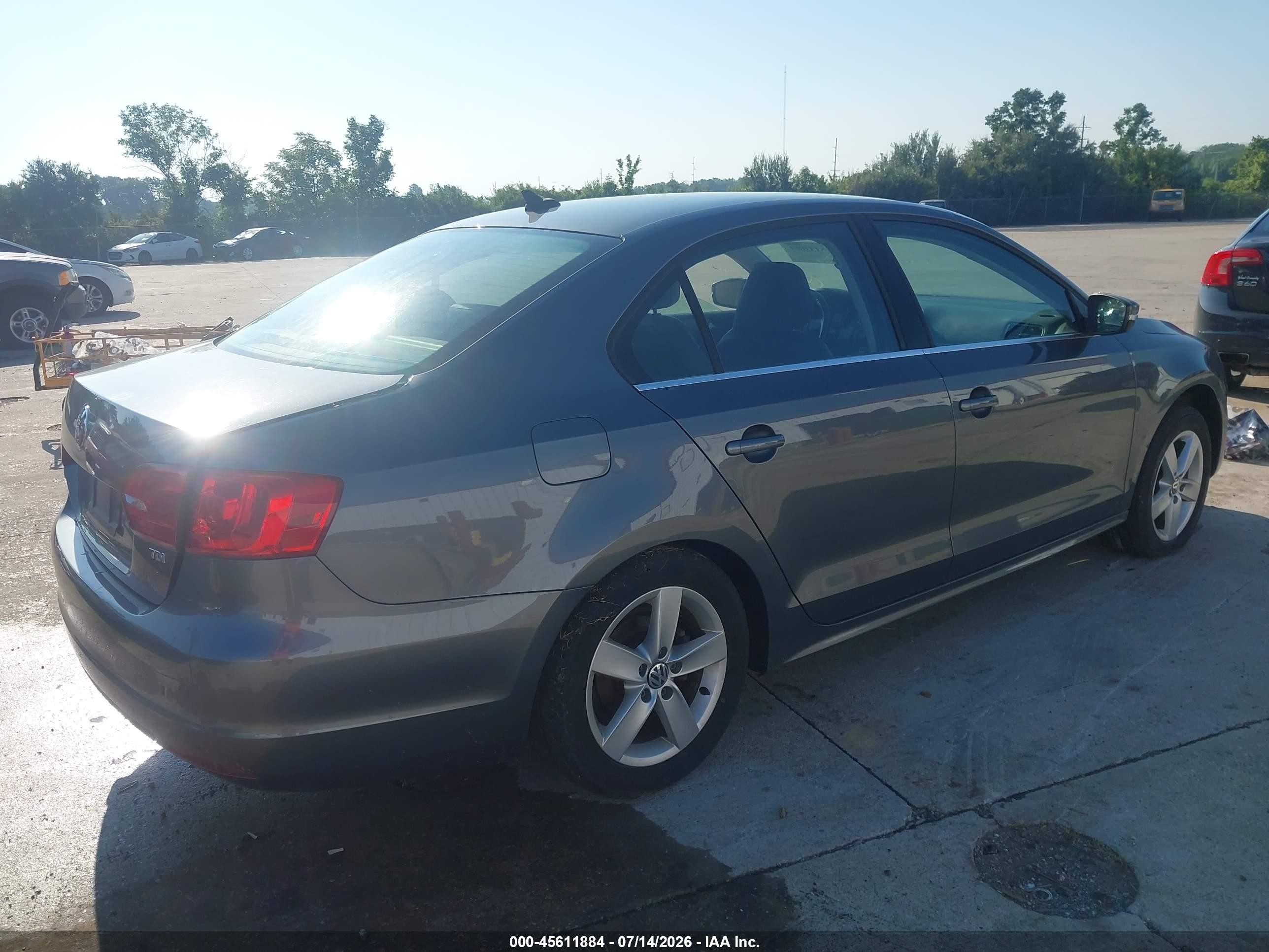 2014 Volkswagen Jetta 2.0l Tdi/2.0l Tdi Value Edition Gray vin: 3VWLL7AJ8EM233615