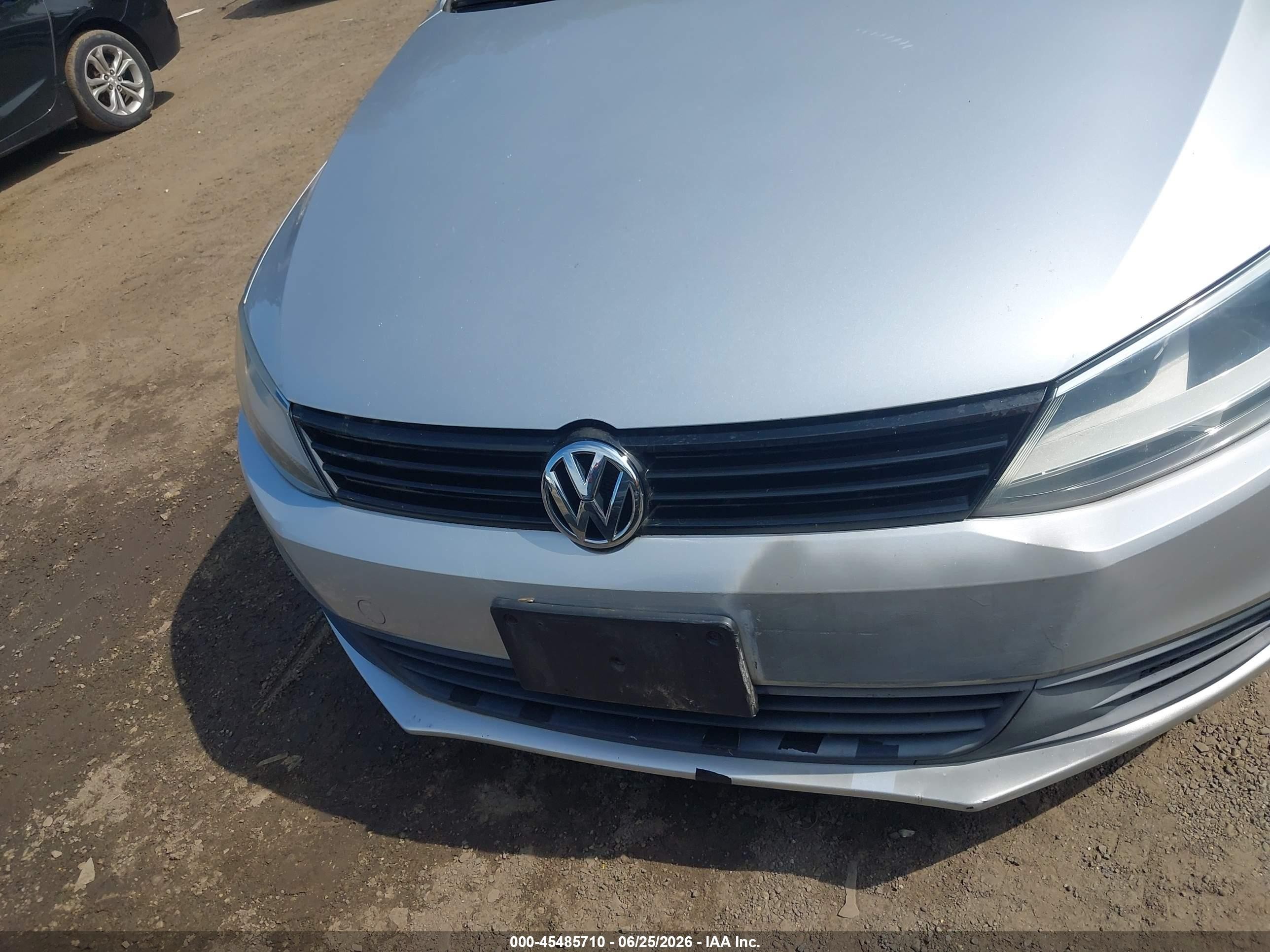 2014 Volkswagen Jetta 2.0l Tdi Value Edition Silver vin: 3VWLL7AJ8EM278442