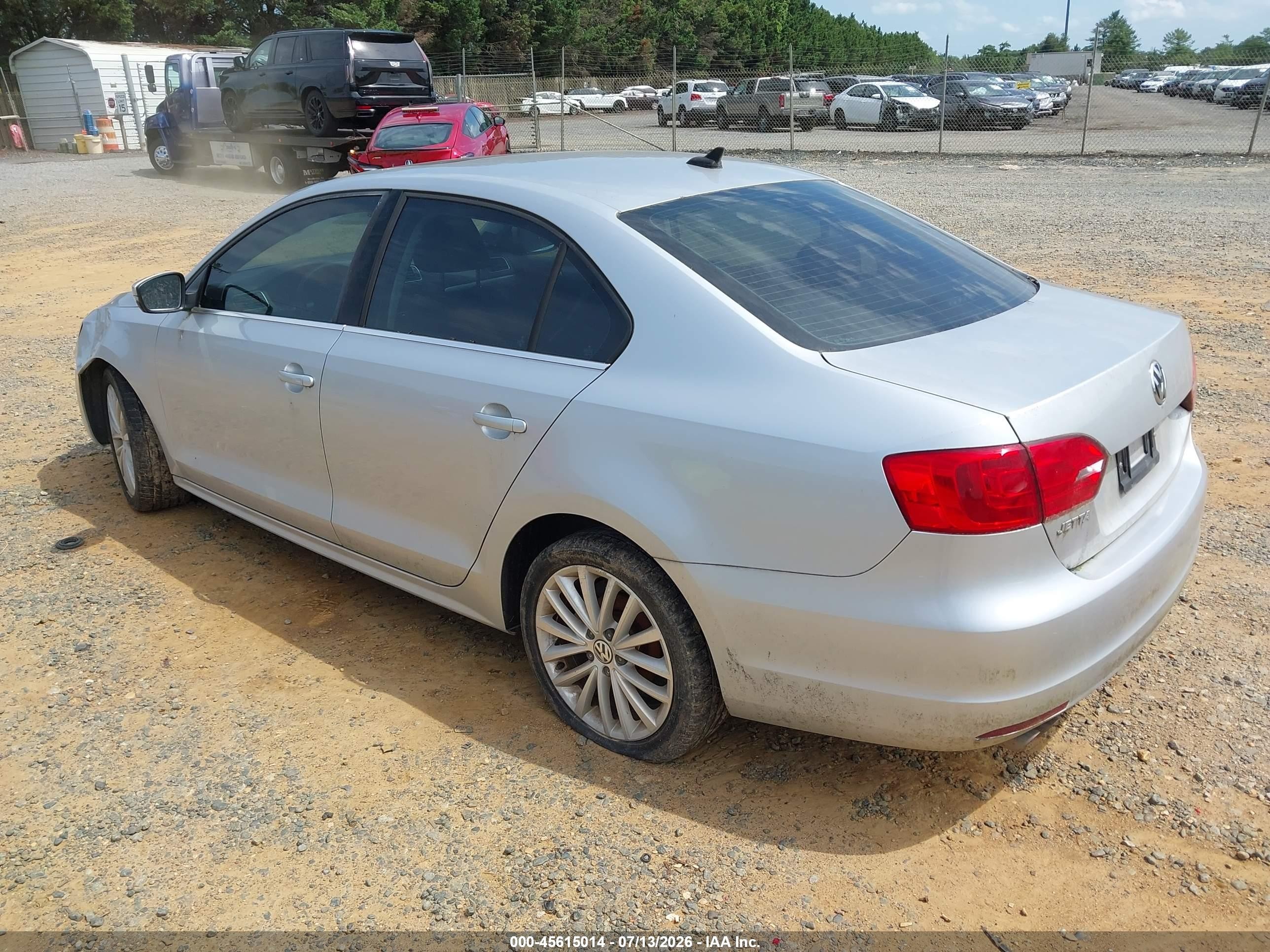 2014 Volkswagen Jetta 2.0l Tdi Silver vin: 3VWLL7AJ8EM321340