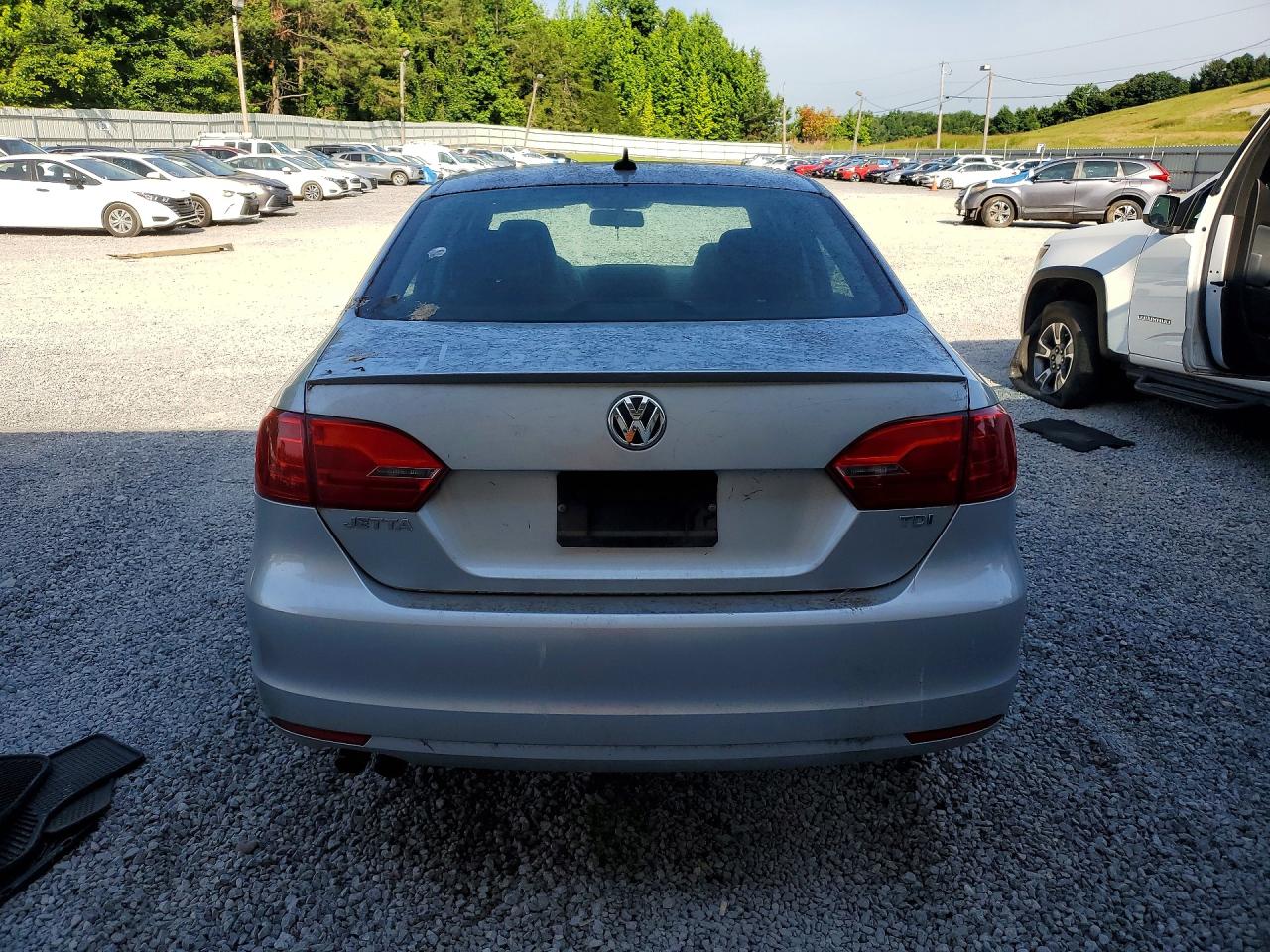 2012 Volkswagen Jetta Tdi Серебряный vin: 3VWLL7AJ9CM320968