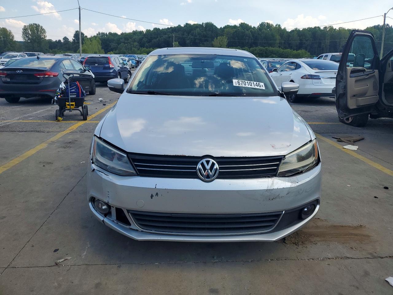2012 Volkswagen Jetta Tdi Silver vin: 3VWLL7AJ9CM368387
