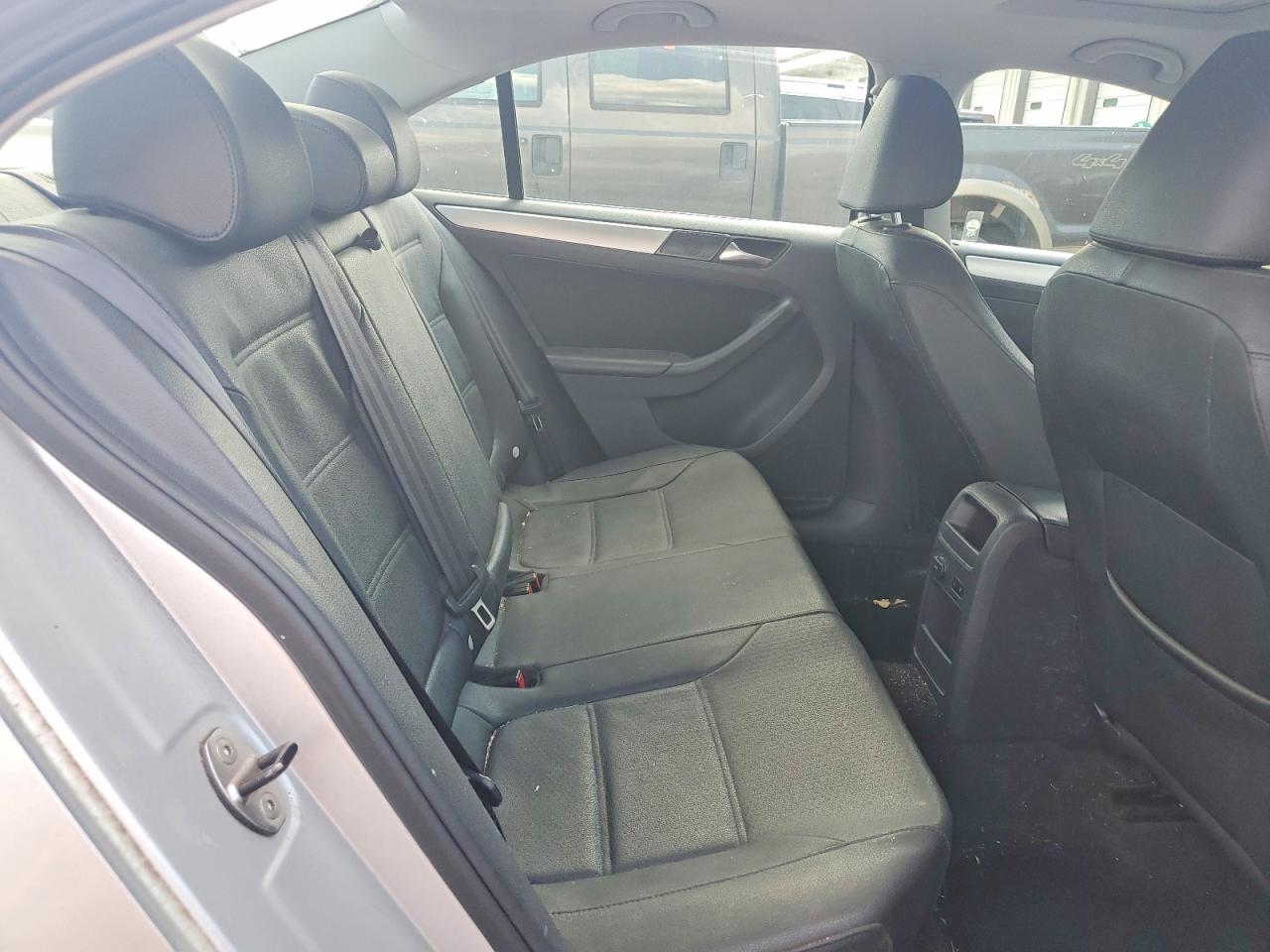 2012 Volkswagen Jetta Tdi Silver vin: 3VWLL7AJ9CM368387