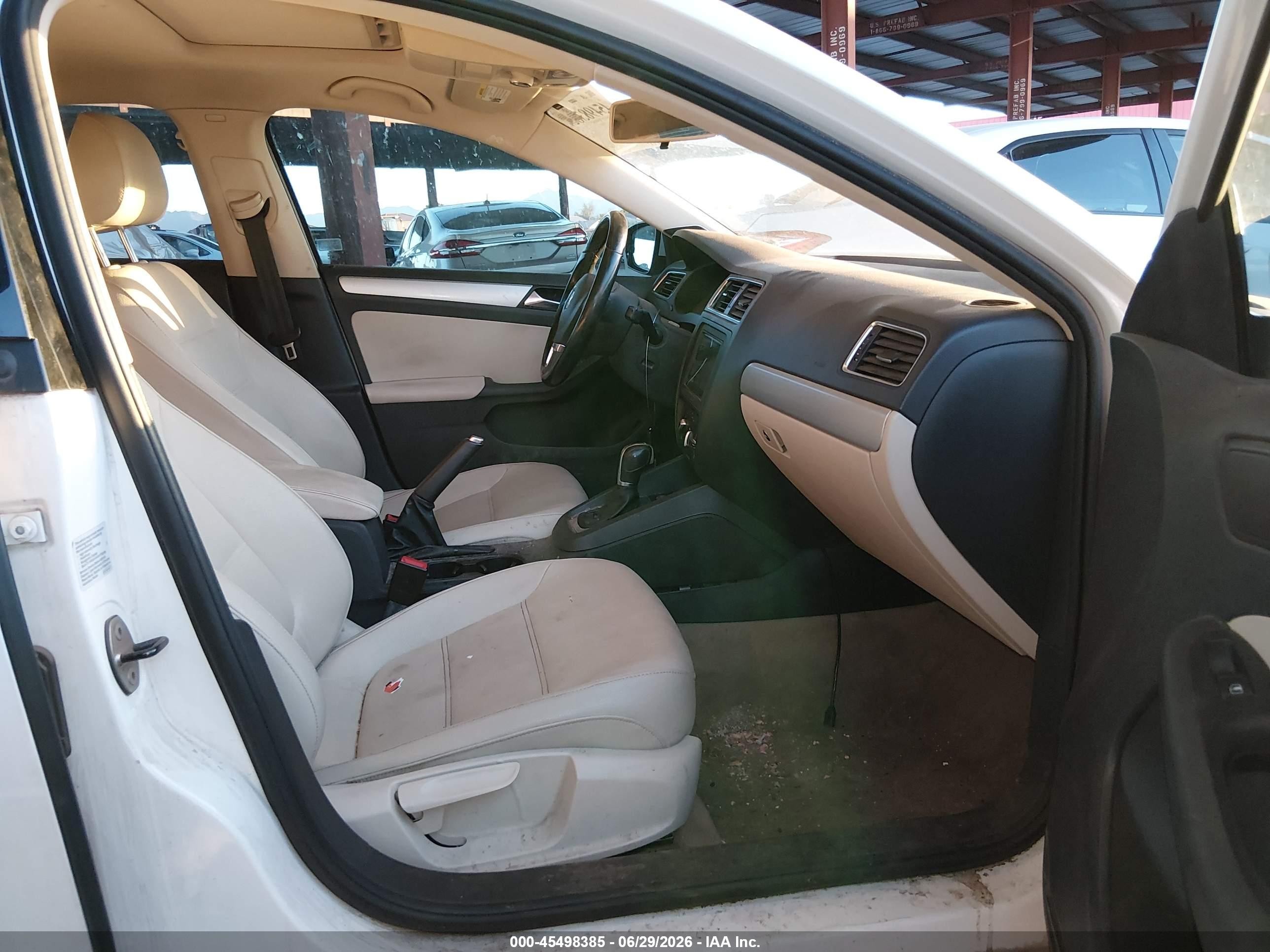 2012 Volkswagen Jetta 2.0l Tdi Белый vin: 3VWLL7AJ9CM369877