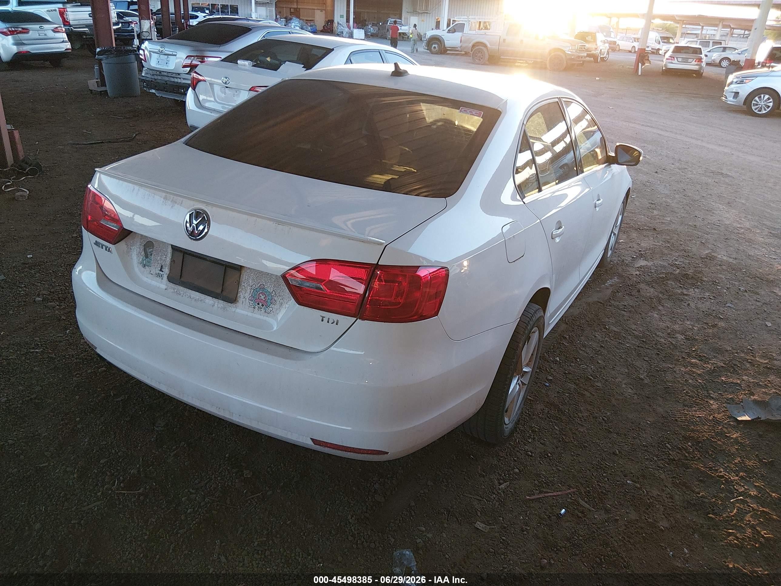 2012 Volkswagen Jetta 2.0l Tdi Белый vin: 3VWLL7AJ9CM369877