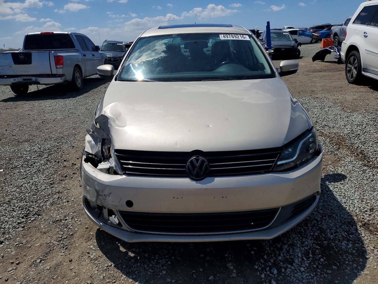 2013 Volkswagen Jetta Tdi Gold vin: 3VWLL7AJ9DM201688