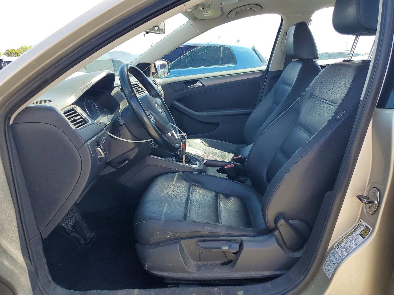 2013 Volkswagen Jetta Tdi Gold vin: 3VWLL7AJ9DM201688