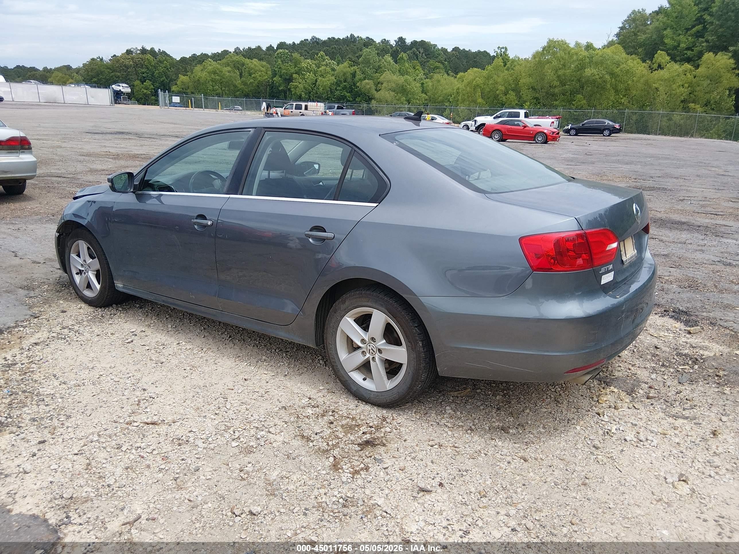 2013 Volkswagen Jetta 2.0l Tdi Gray vin: 3VWLL7AJ9DM387135