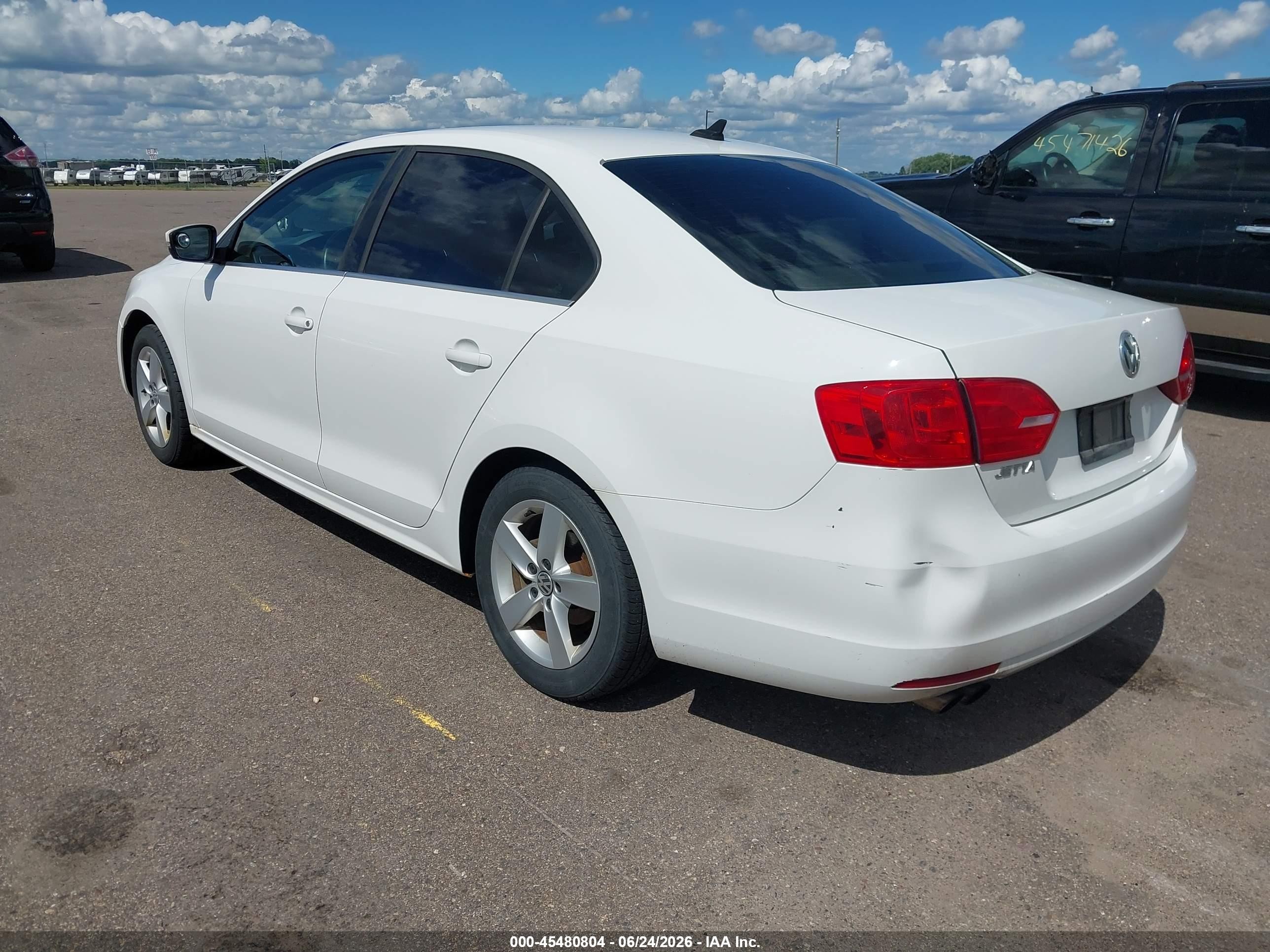 2013 Volkswagen Jetta 2.0l Tdi White vin: 3VWLL7AJ9DM420134