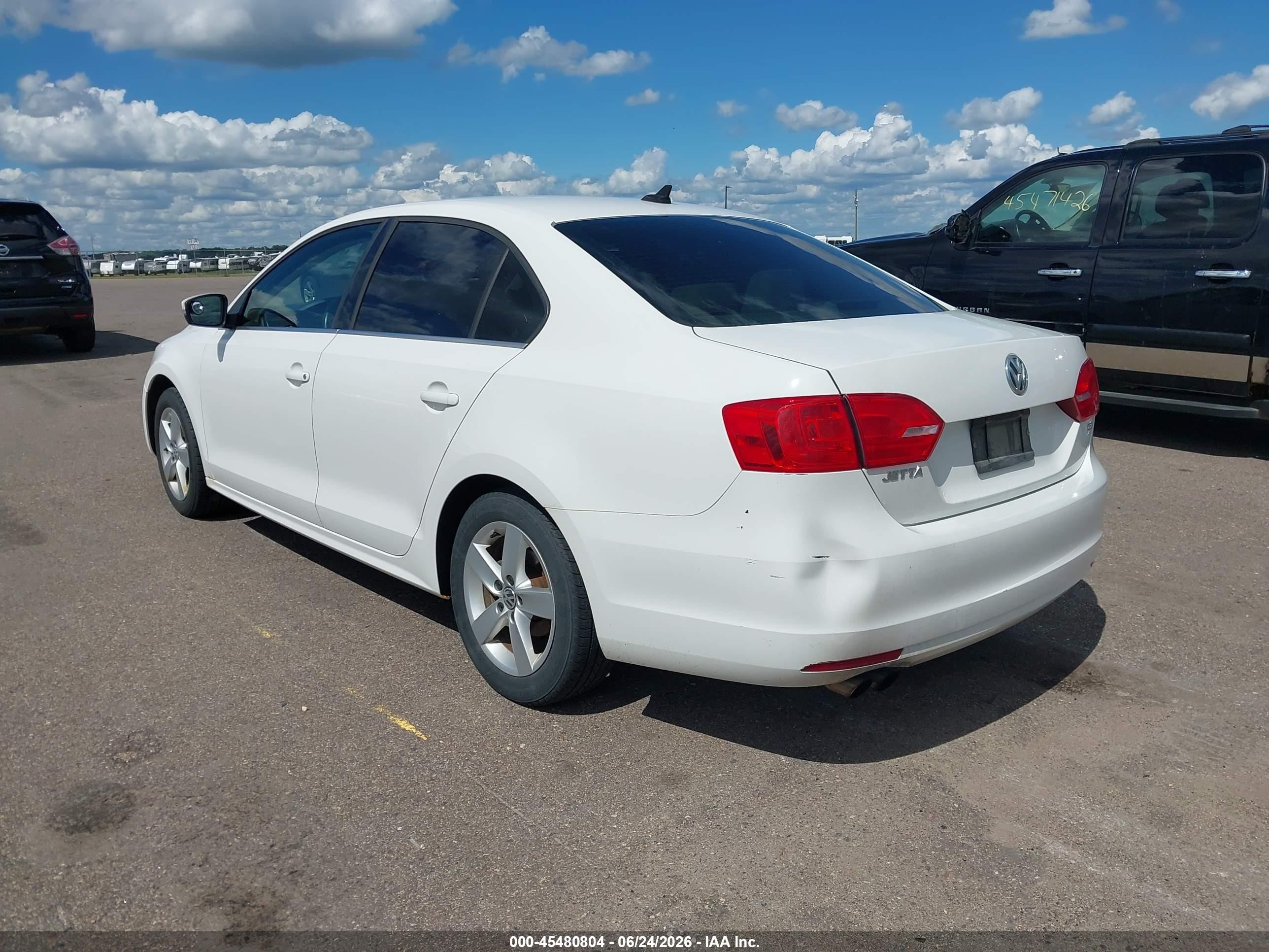 2013 Volkswagen Jetta 2.0l Tdi White vin: 3VWLL7AJ9DM420134