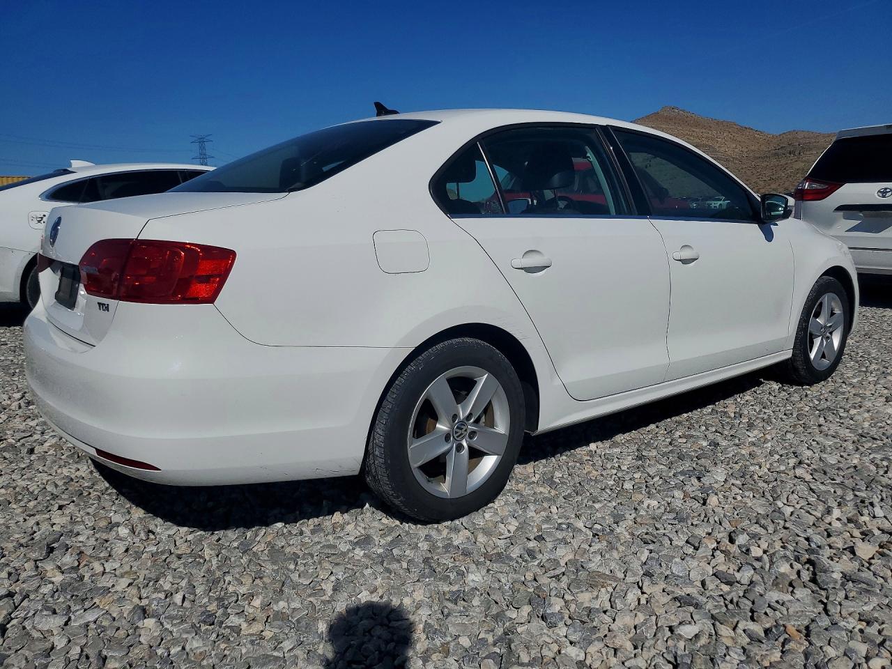 2014 Volkswagen Jetta Tdi White vin: 3VWLL7AJ9EM372734