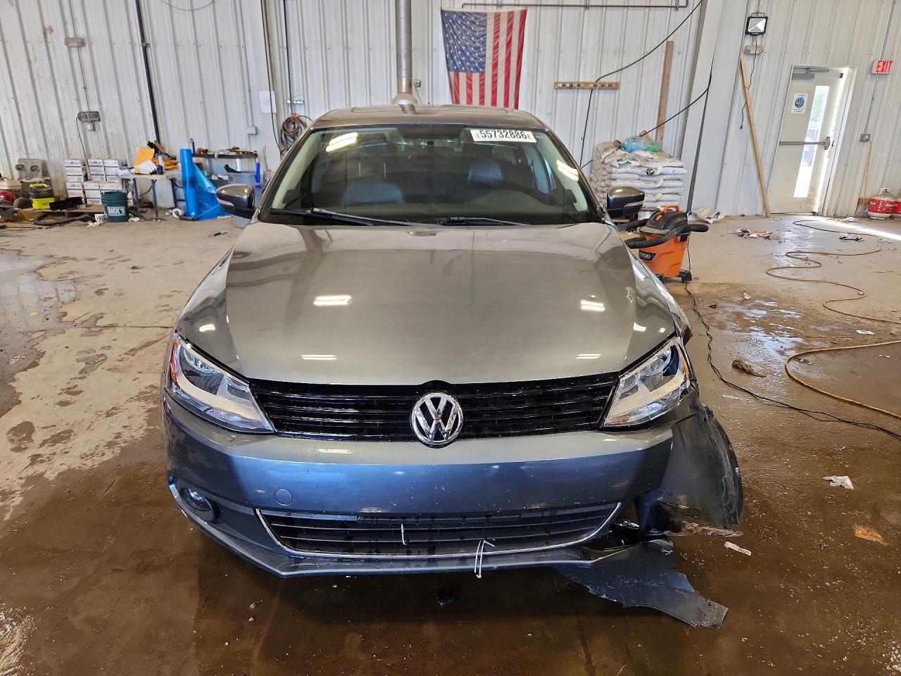 2014 Volkswagen Jetta Tdi Gray vin: 3VWLL7AJ9EM408440