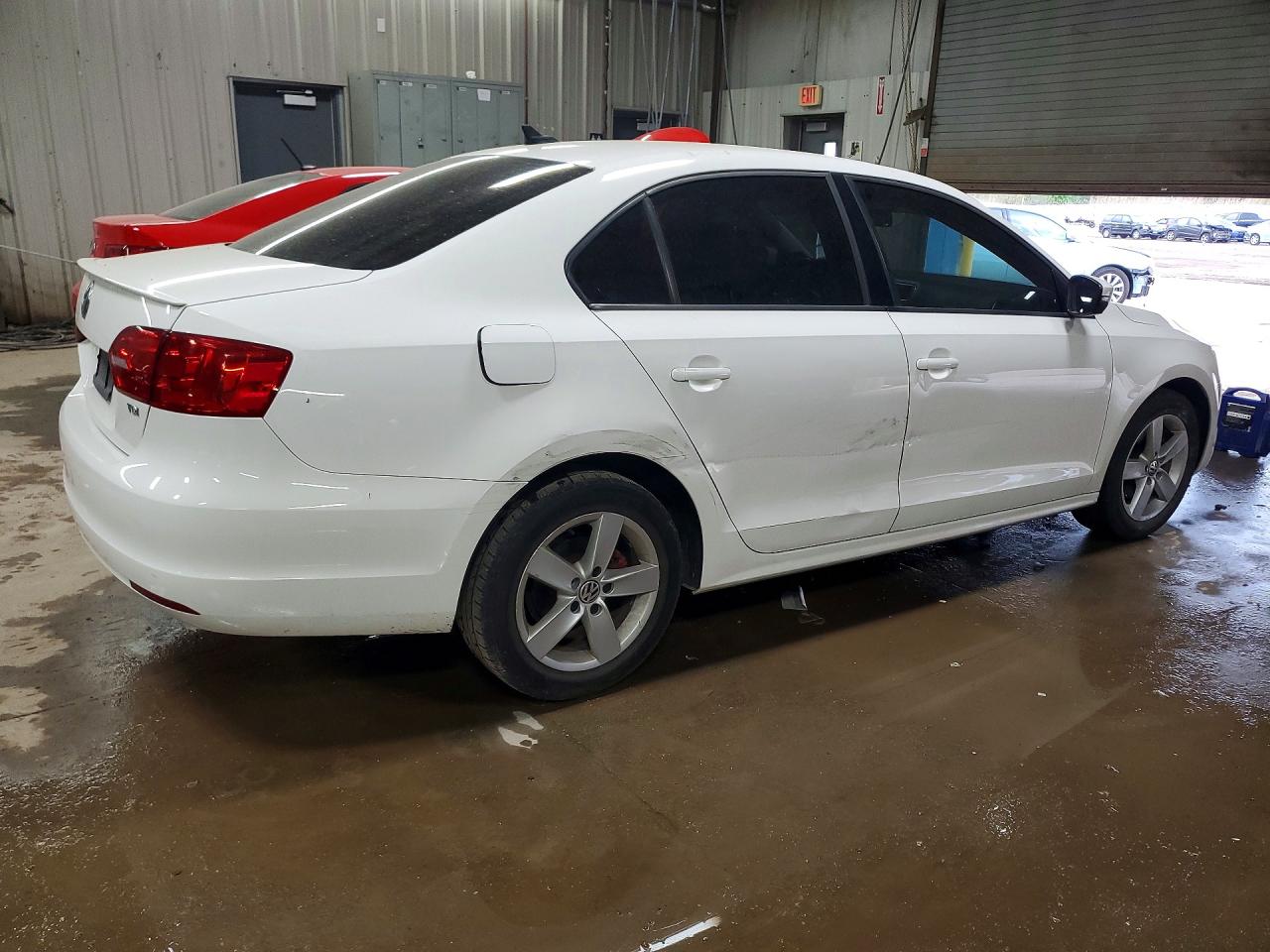 2012 Volkswagen Jetta Tdi White vin: 3VWLL7AJXCM417001