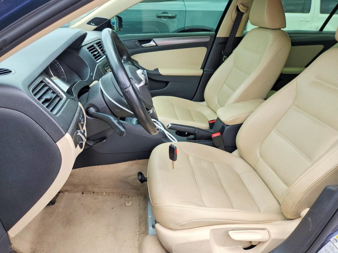 2013 Volkswagen Jetta Tdi Blue vin: 3VWLL7AJXDM204082