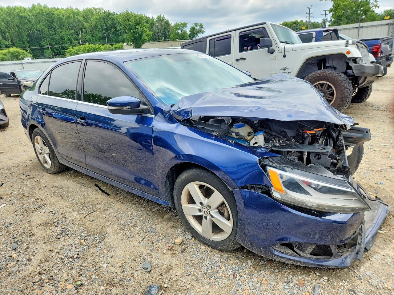 2013 Volkswagen Jetta Tdi Blue vin: 3VWLL7AJXDM204082